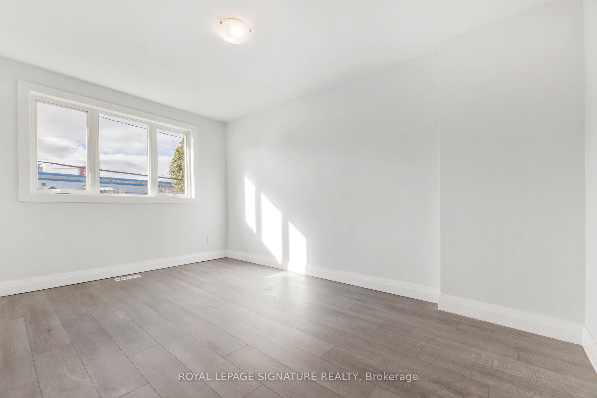 Photo 10 of 57 Burcher Road, Ajax, South East — HOMEH