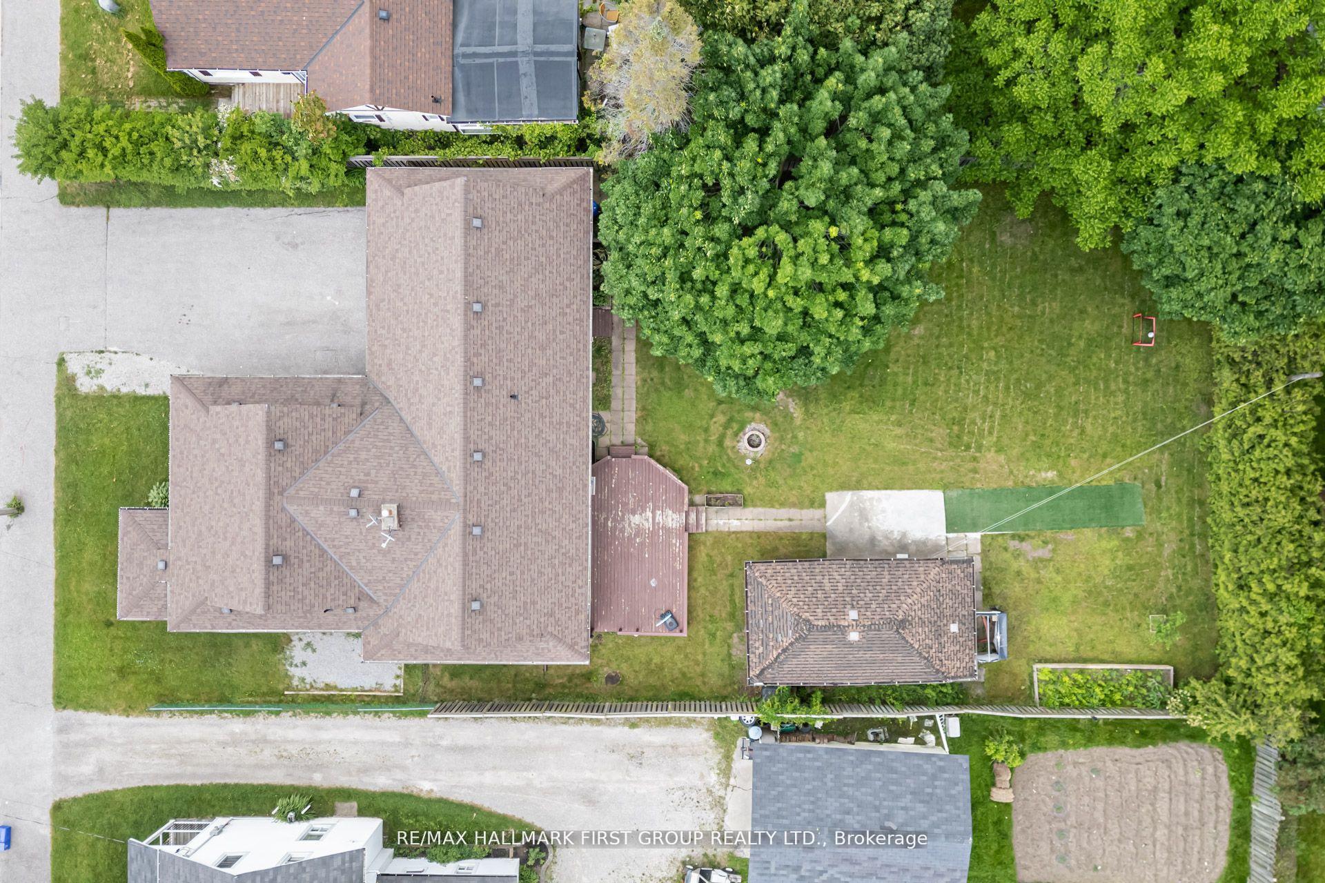 Photo 12 of 87 Elgin Street, Clarington, Bowmanville — HOMEH