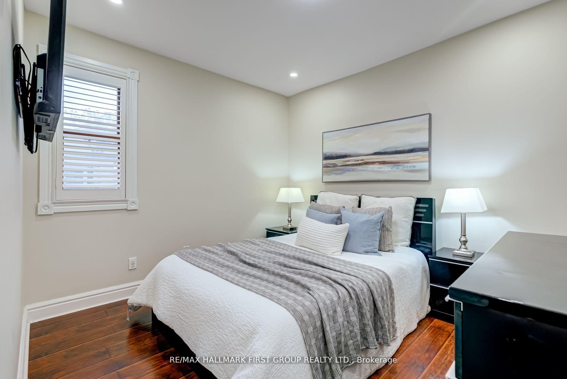 Photo 15 of 87 Elgin Street, Clarington, Bowmanville — HOMEH