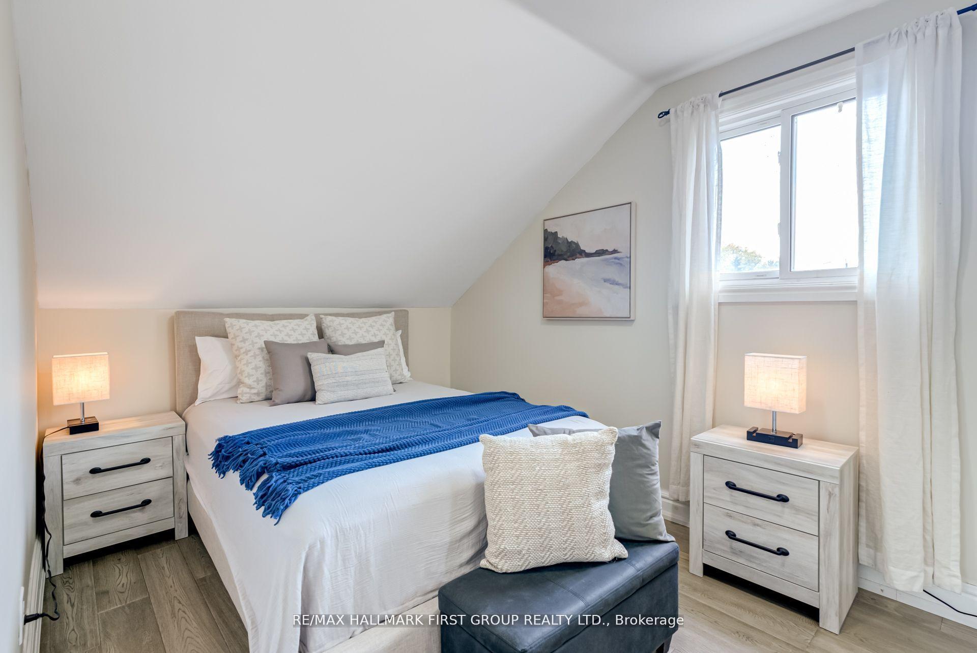 Photo 35 of 87 Elgin Street, Clarington, Bowmanville — HOMEH