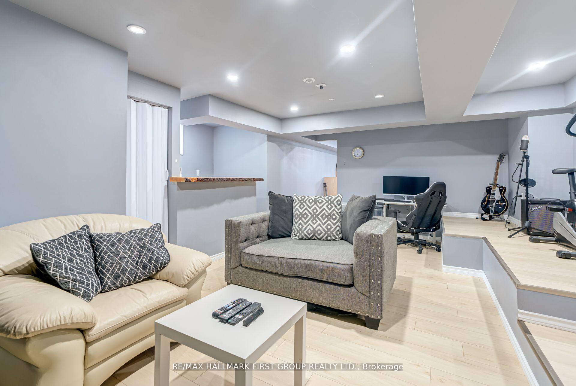 Photo 20 of 87 Elgin Street, Clarington, Bowmanville — HOMEH