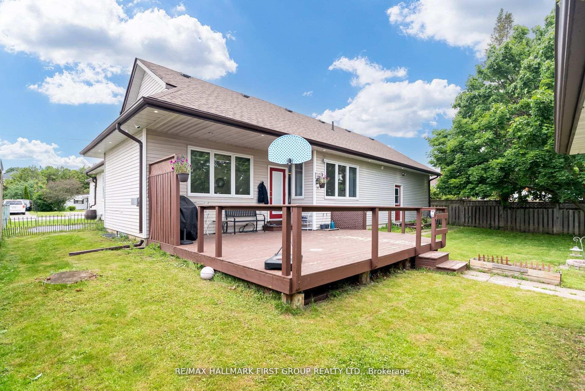 Photo 29 of 87 Elgin Street, Clarington, Bowmanville — HOMEH