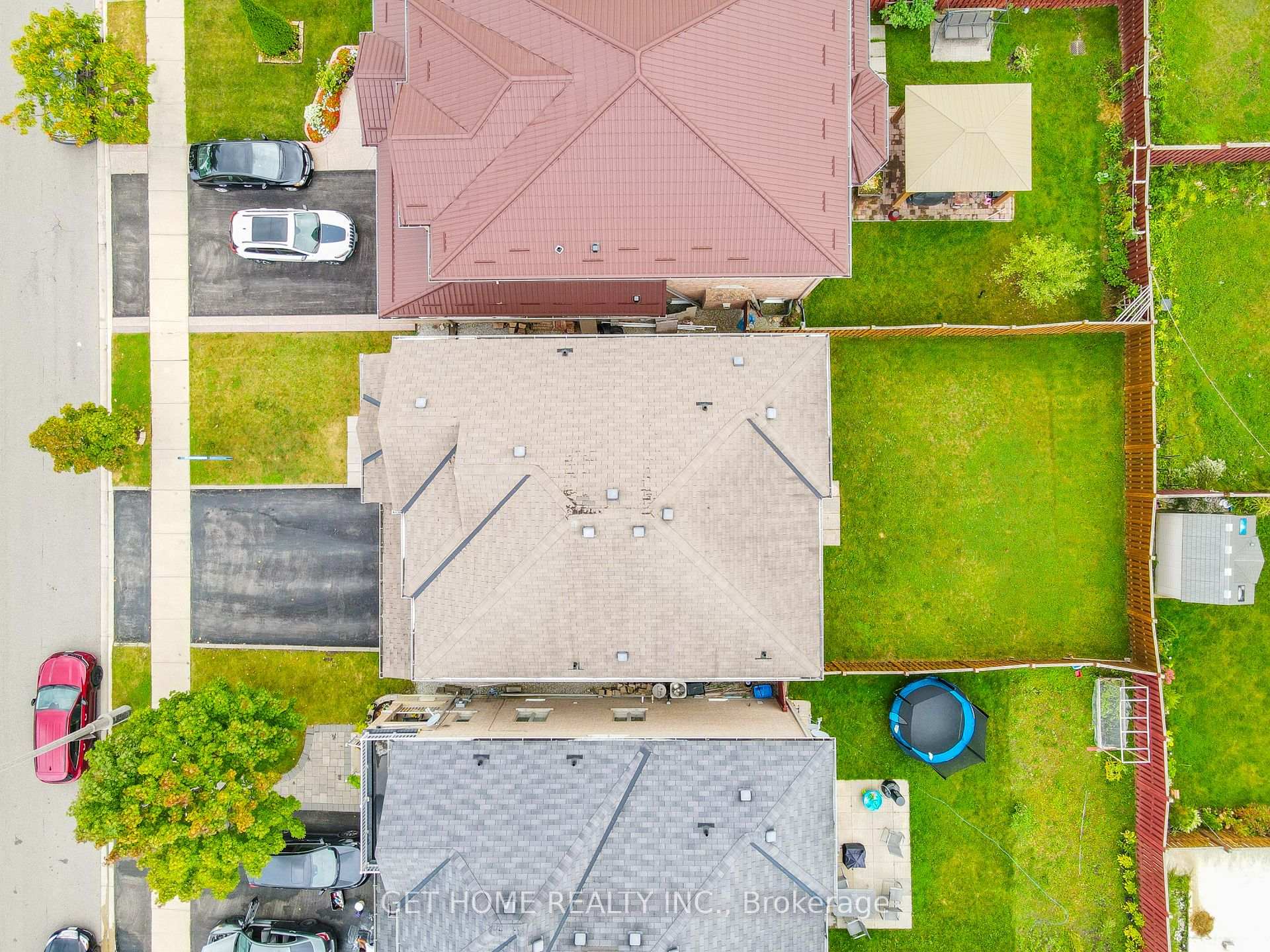 Photo 7 of 30 Strathdale Road, Brampton, Bram East — HOMEH