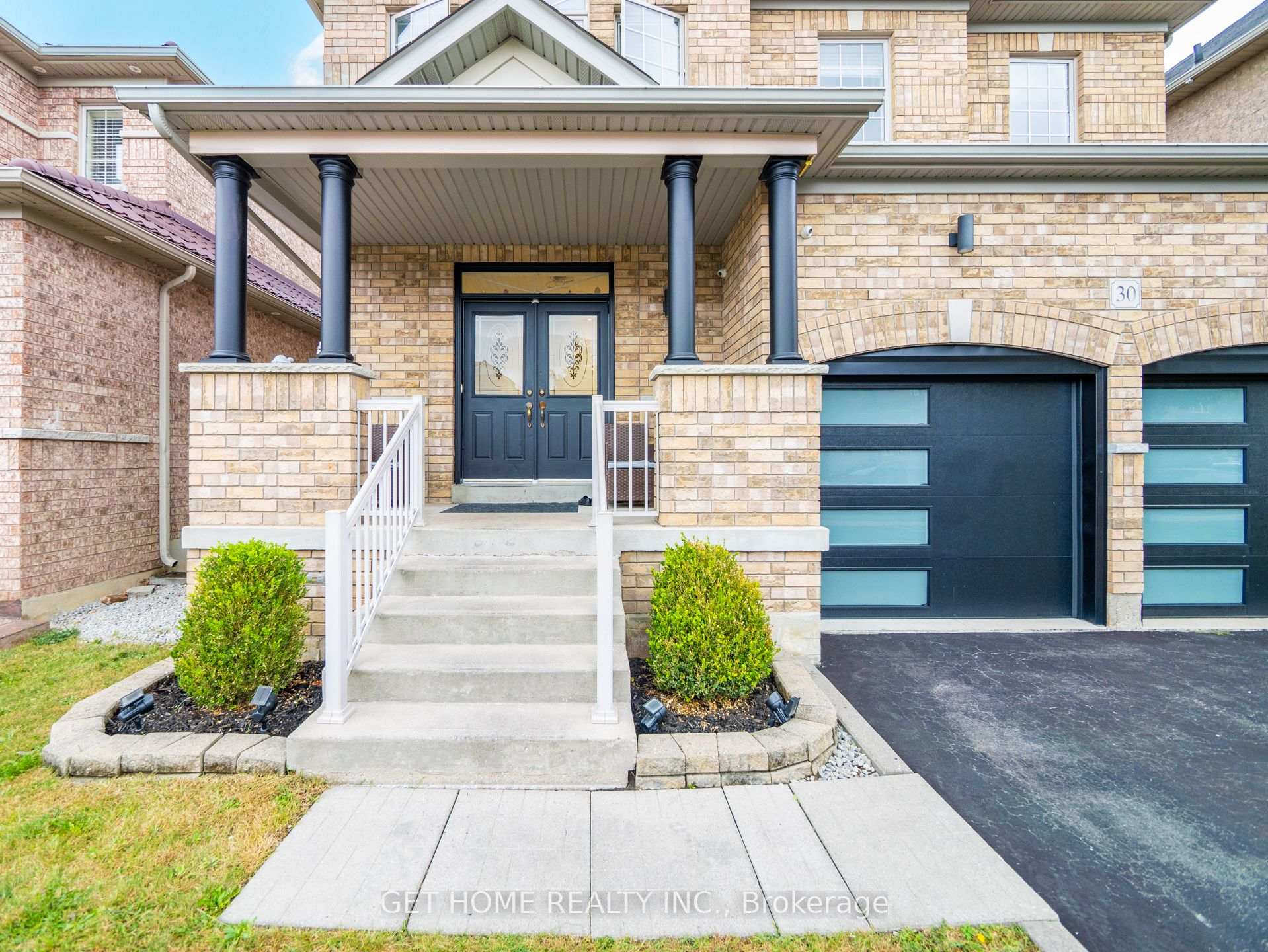 Photo 3 of 30 Strathdale Road, Brampton, Bram East — HOMEH