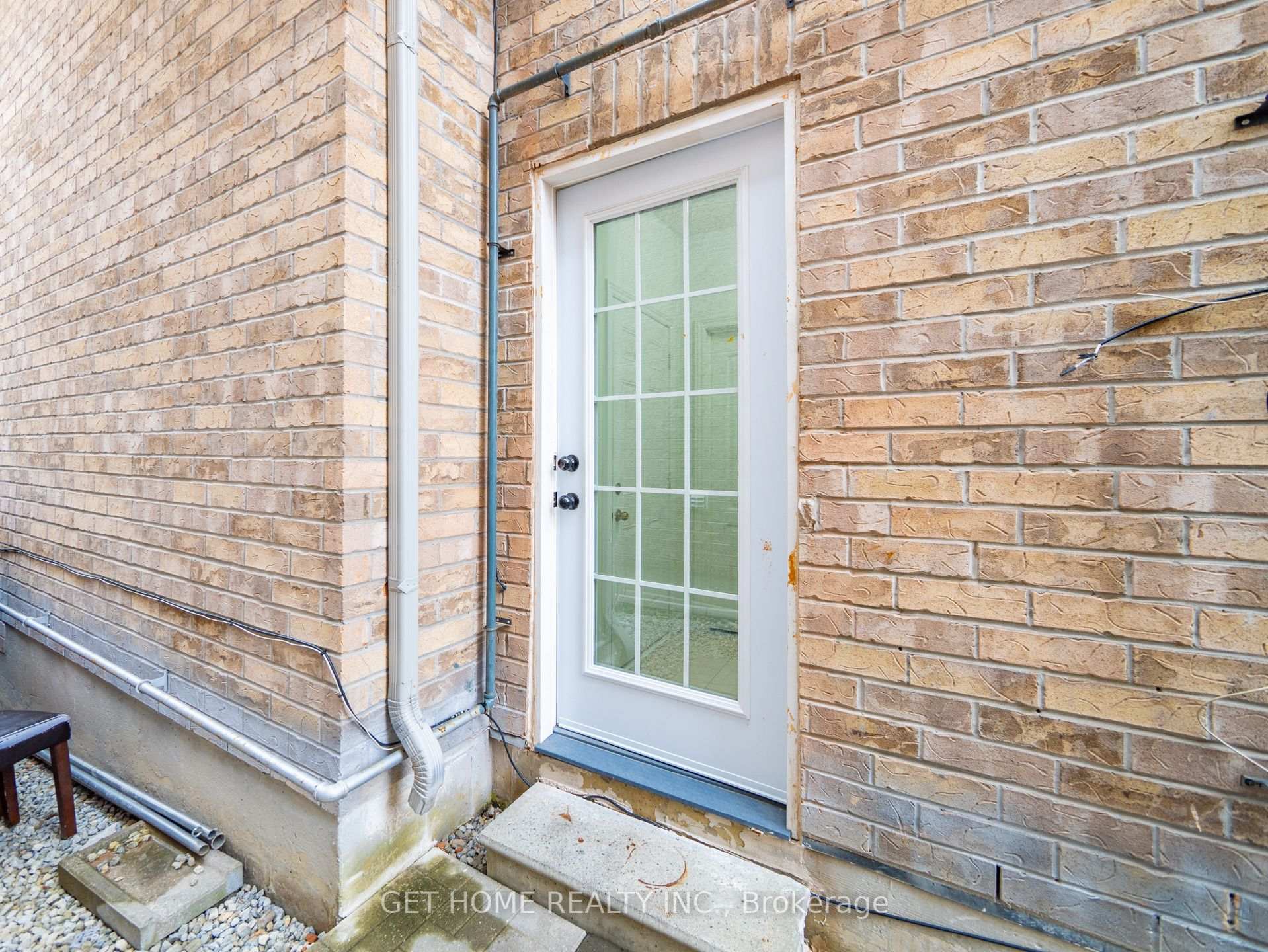 Photo 38 of 30 Strathdale Road, Brampton, Bram East — HOMEH