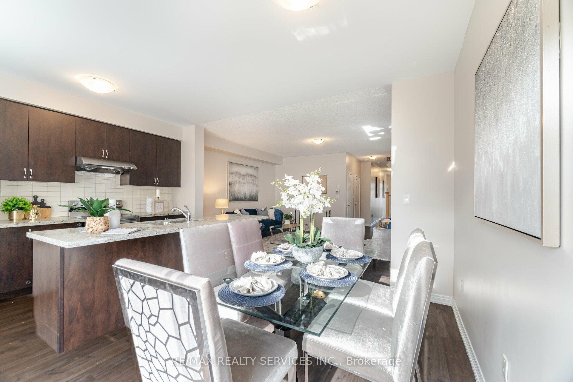 Photo 9 of 322 Bonnieglen Farm Boulevard, Caledon, Rural Caledon — HOMEH