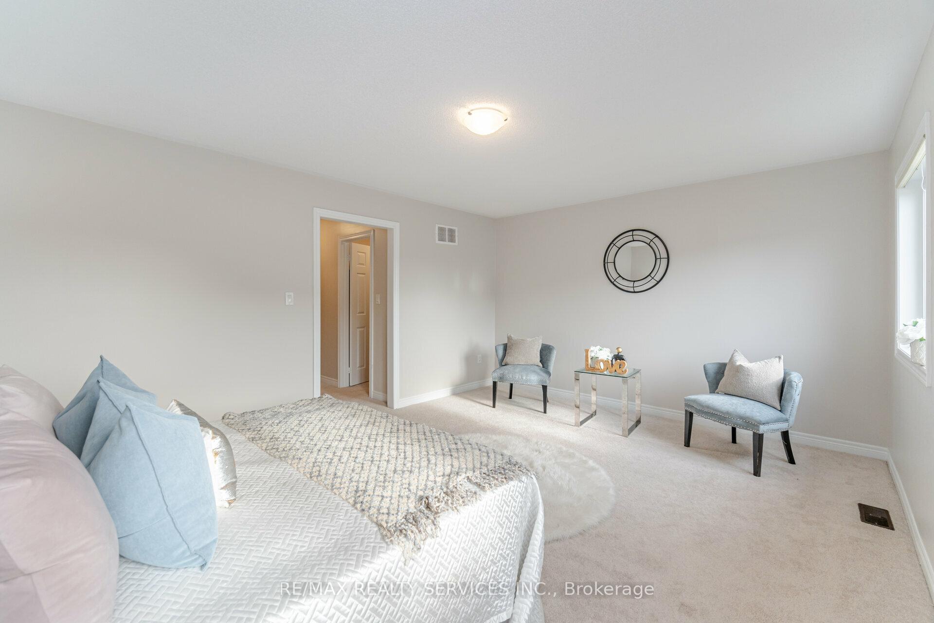 Photo 17 of 322 Bonnieglen Farm Boulevard, Caledon, Rural Caledon — HOMEH
