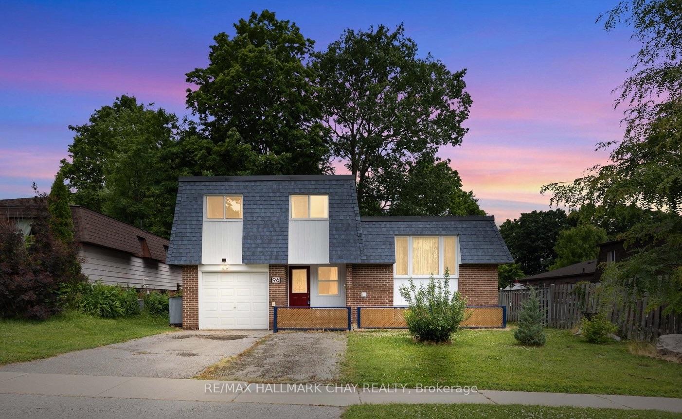 Photo 1 of 96 Springdale Drive, Barrie, 400 North — HOMEH