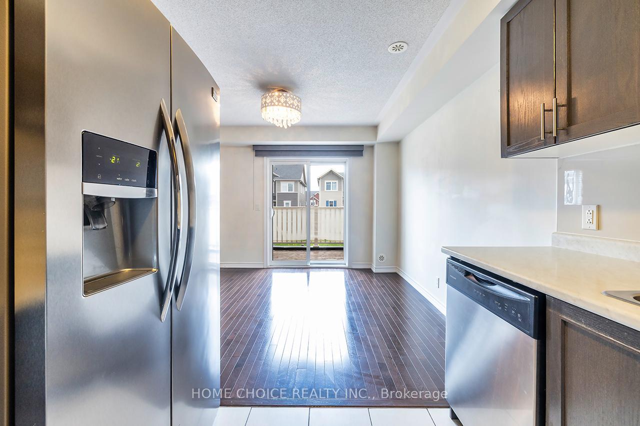 Photo 10 of 9 Nearco Crescent, Oshawa, Windfields — HOMEH
