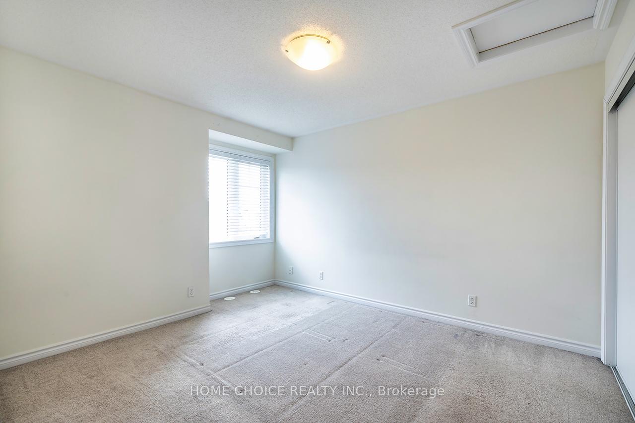 Photo 14 of 9 Nearco Crescent, Oshawa, Windfields — HOMEH