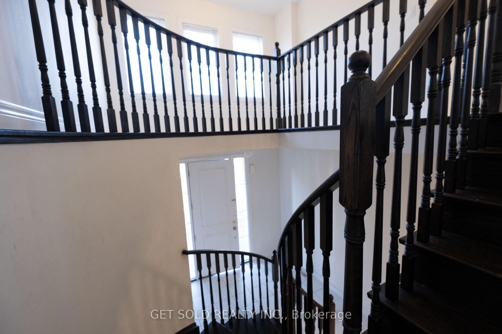 Photo 9 of 147 Fred Jackman Avenue, Clarington, Bowmanville — HOMEH