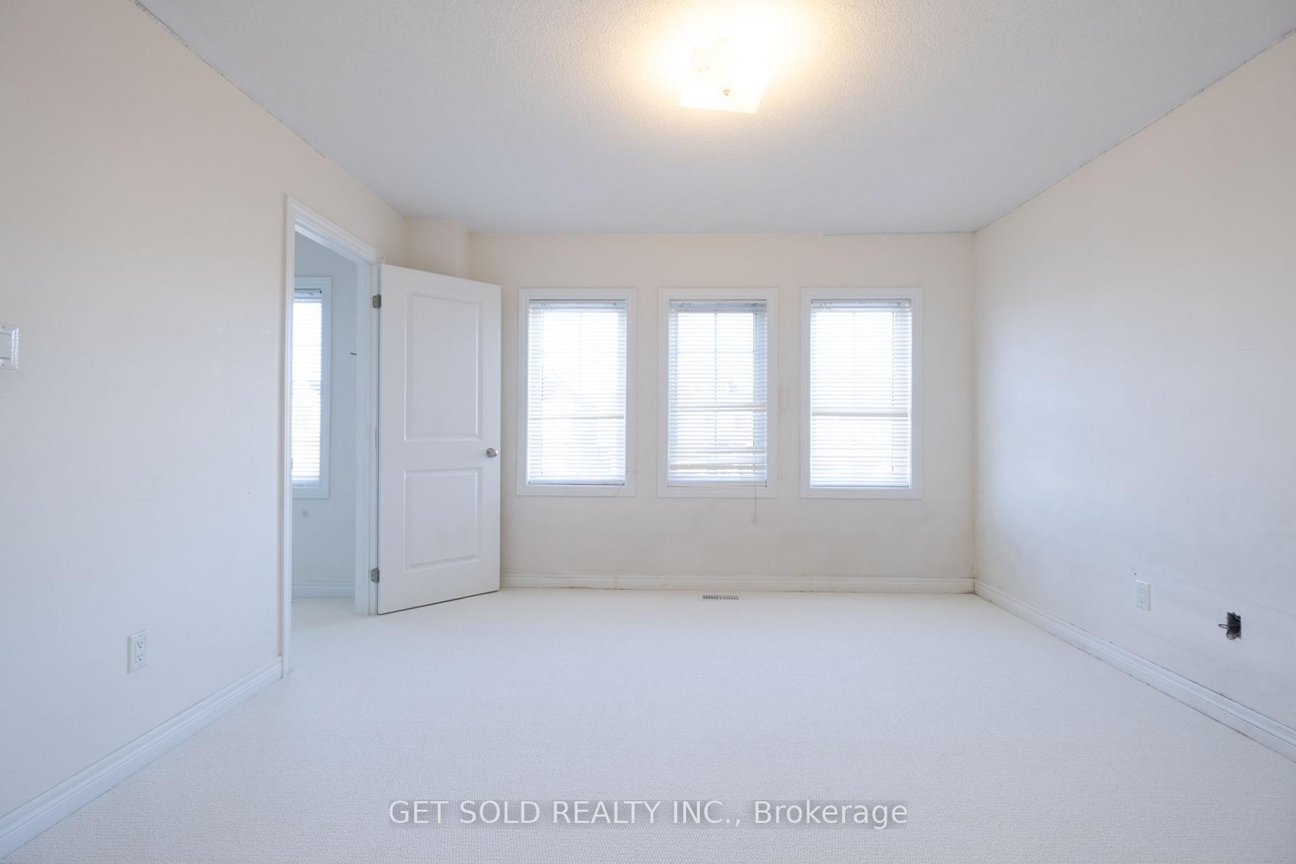 Photo 15 of 147 Fred Jackman Avenue, Clarington, Bowmanville — HOMEH