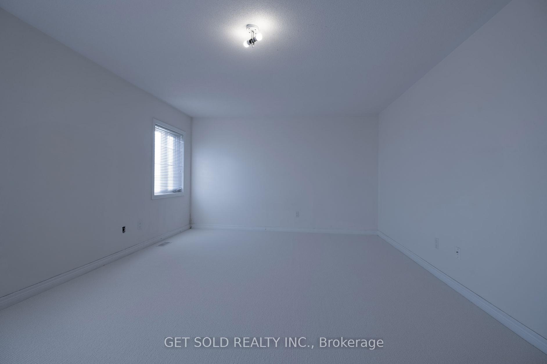 Photo 16 of 147 Fred Jackman Avenue, Clarington, Bowmanville — HOMEH