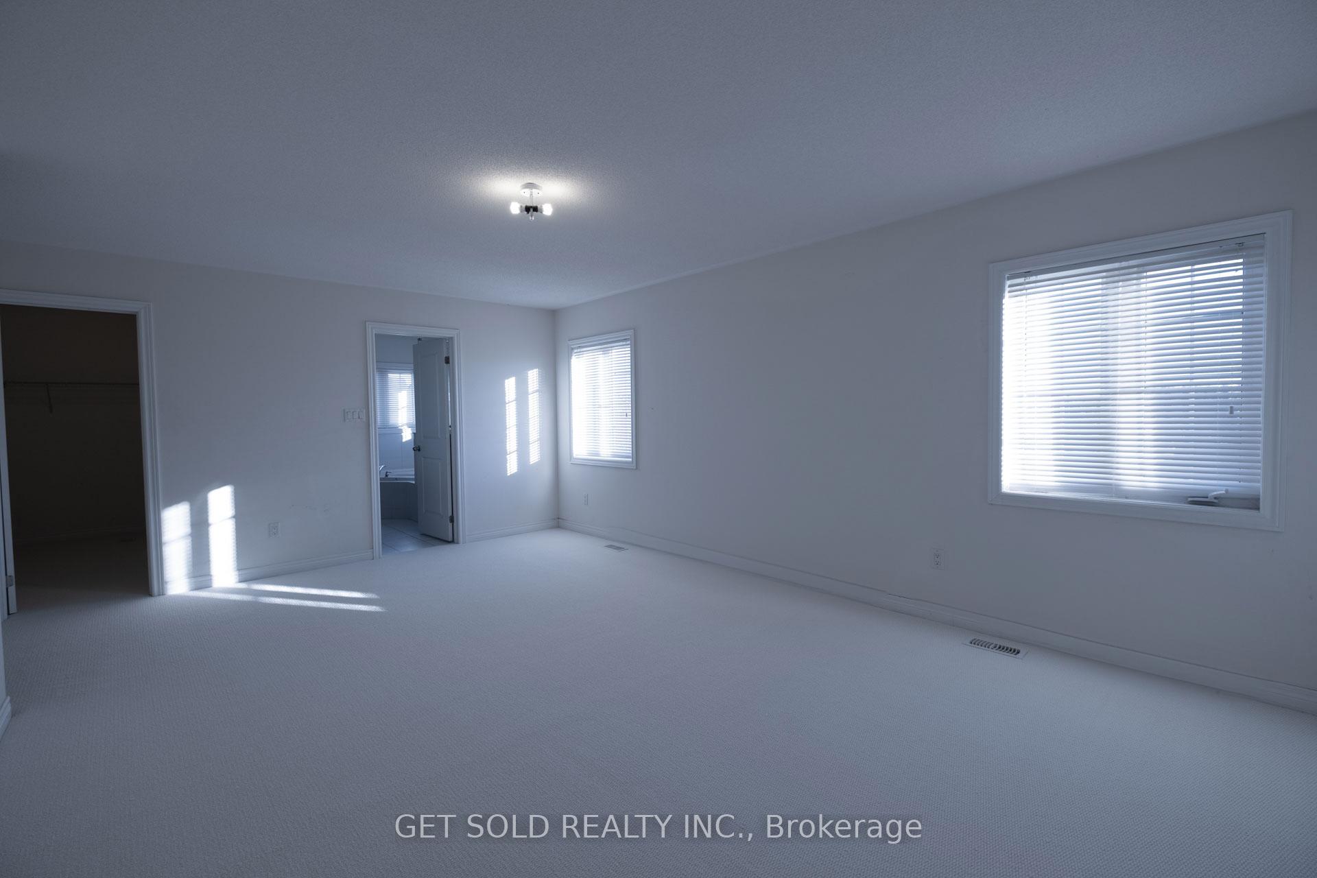 Photo 24 of 147 Fred Jackman Avenue, Clarington, Bowmanville — HOMEH