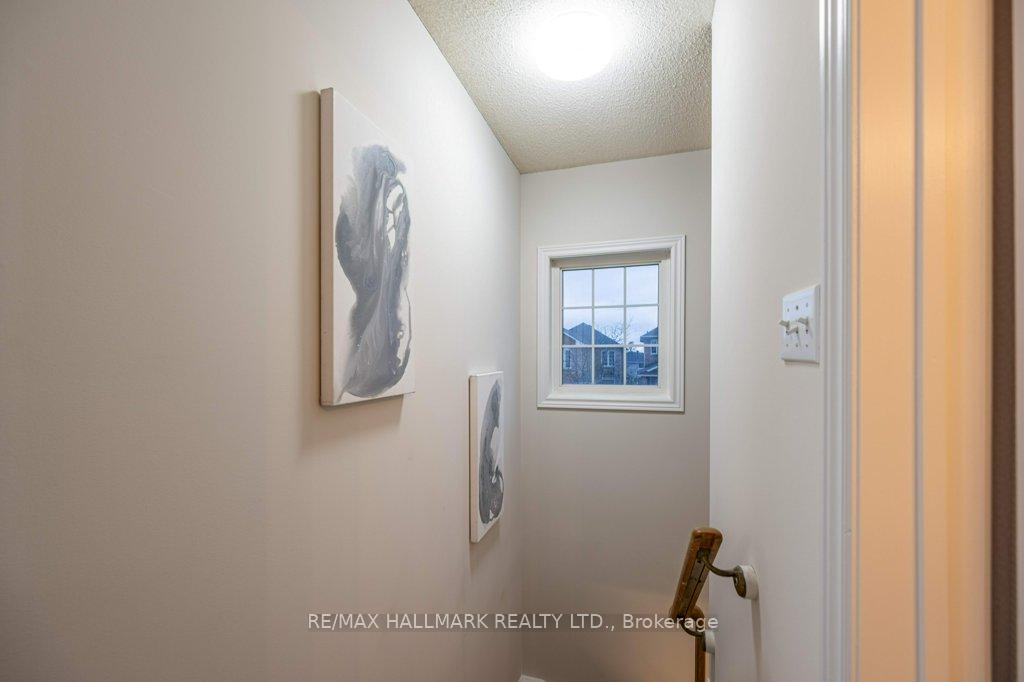 Photo 12 of 9 Blackcomb Gate, Markham, Milliken Mills West — HOMEH
