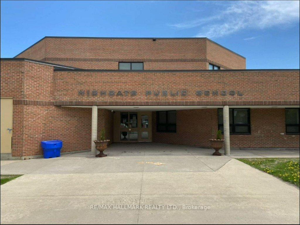 Photo 36 of 9 Blackcomb Gate, Markham, Milliken Mills West — HOMEH