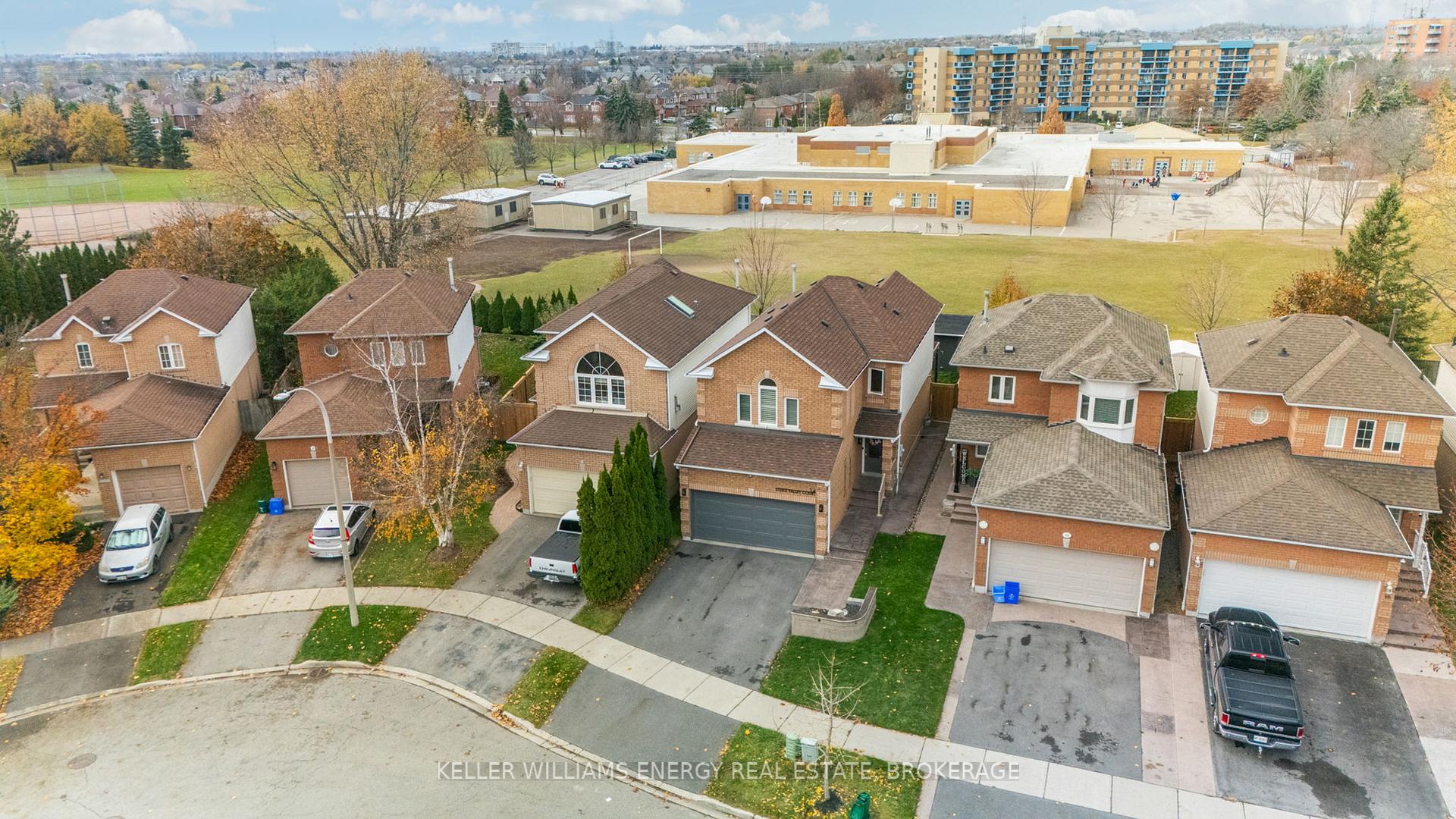 Photo 1 of 14 Steele Valley Court, Whitby, Rolling Acres — HOMEH