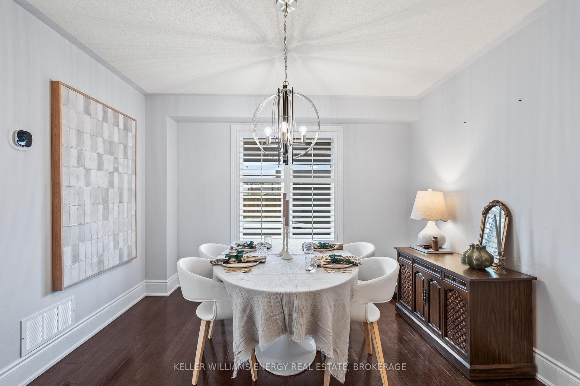 Photo 8 of 14 Steele Valley Court, Whitby, Rolling Acres — HOMEH