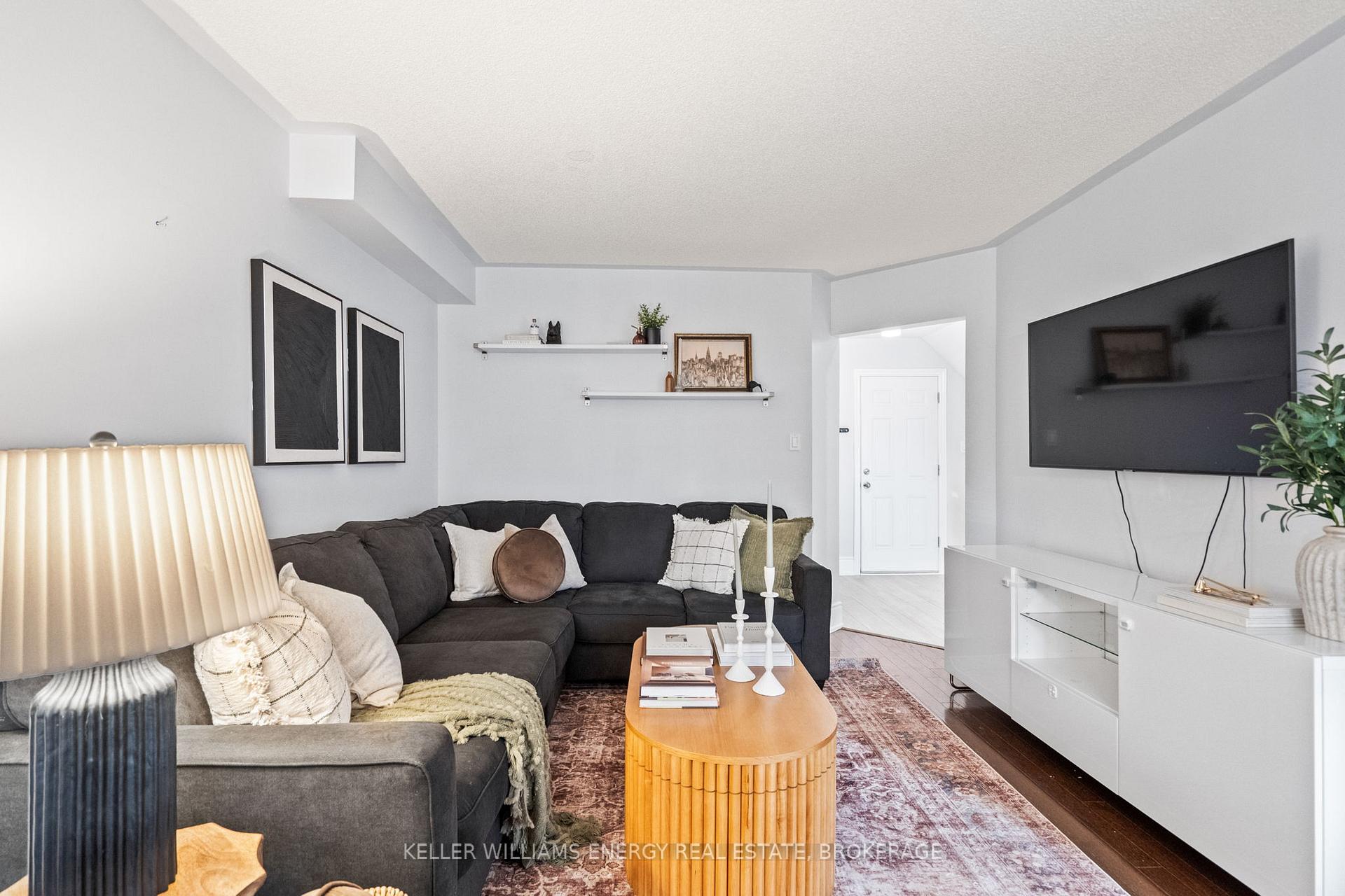 Photo 15 of 14 Steele Valley Court, Whitby, Rolling Acres — HOMEH