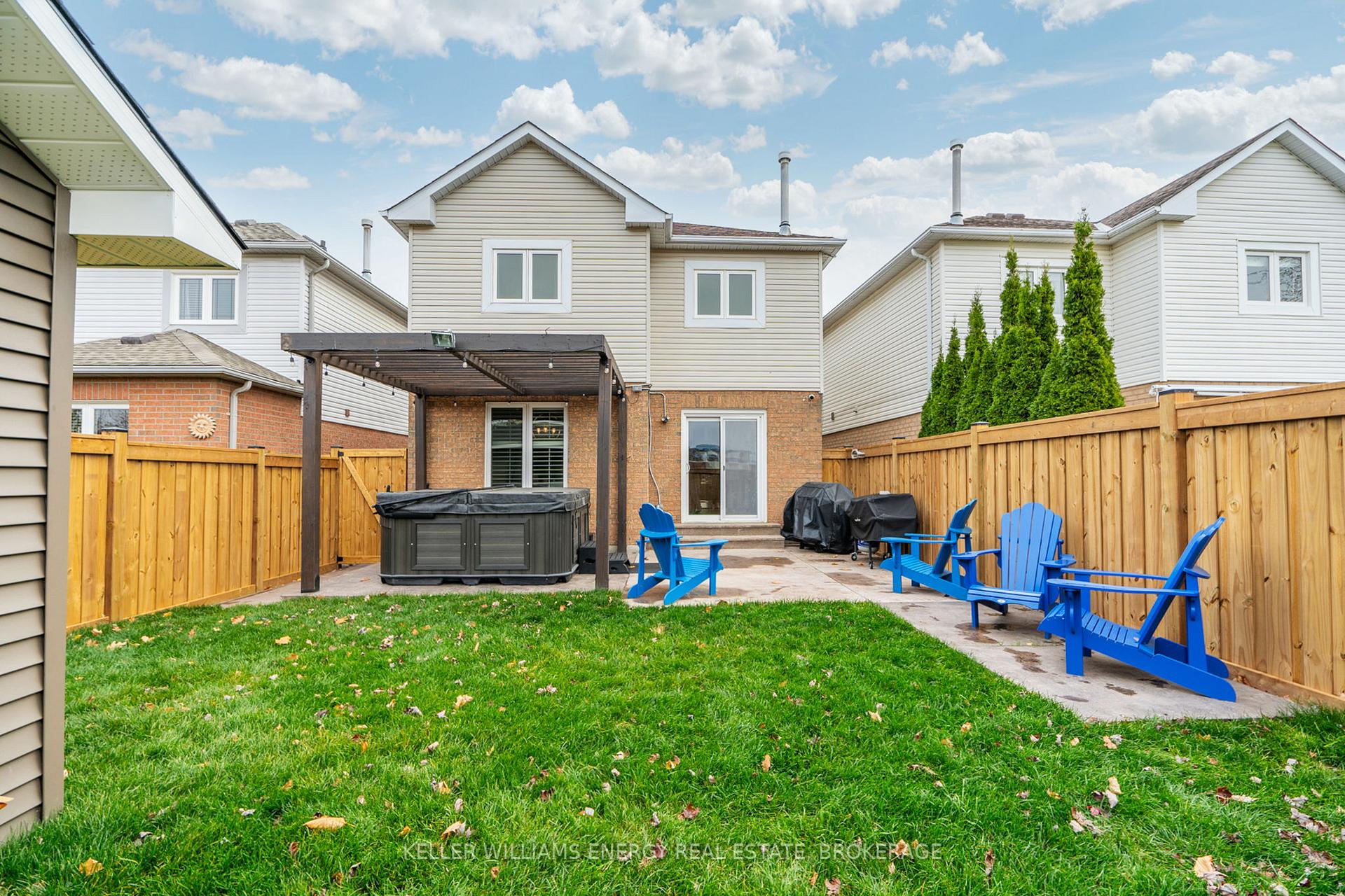 Photo 36 of 14 Steele Valley Court, Whitby, Rolling Acres — HOMEH