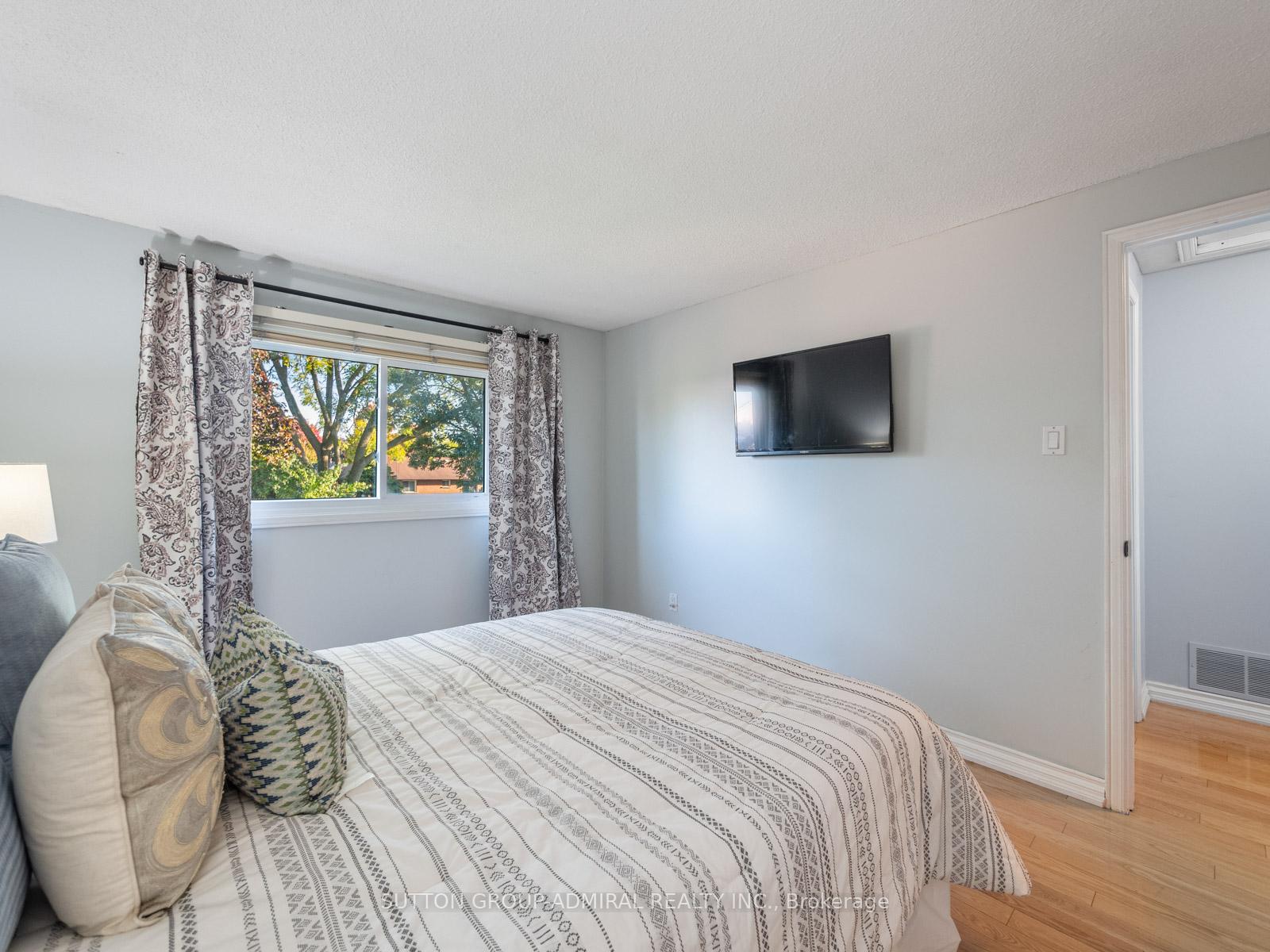 Photo 15 of 3 Panter Crescent, Ajax, South West — HOMEH