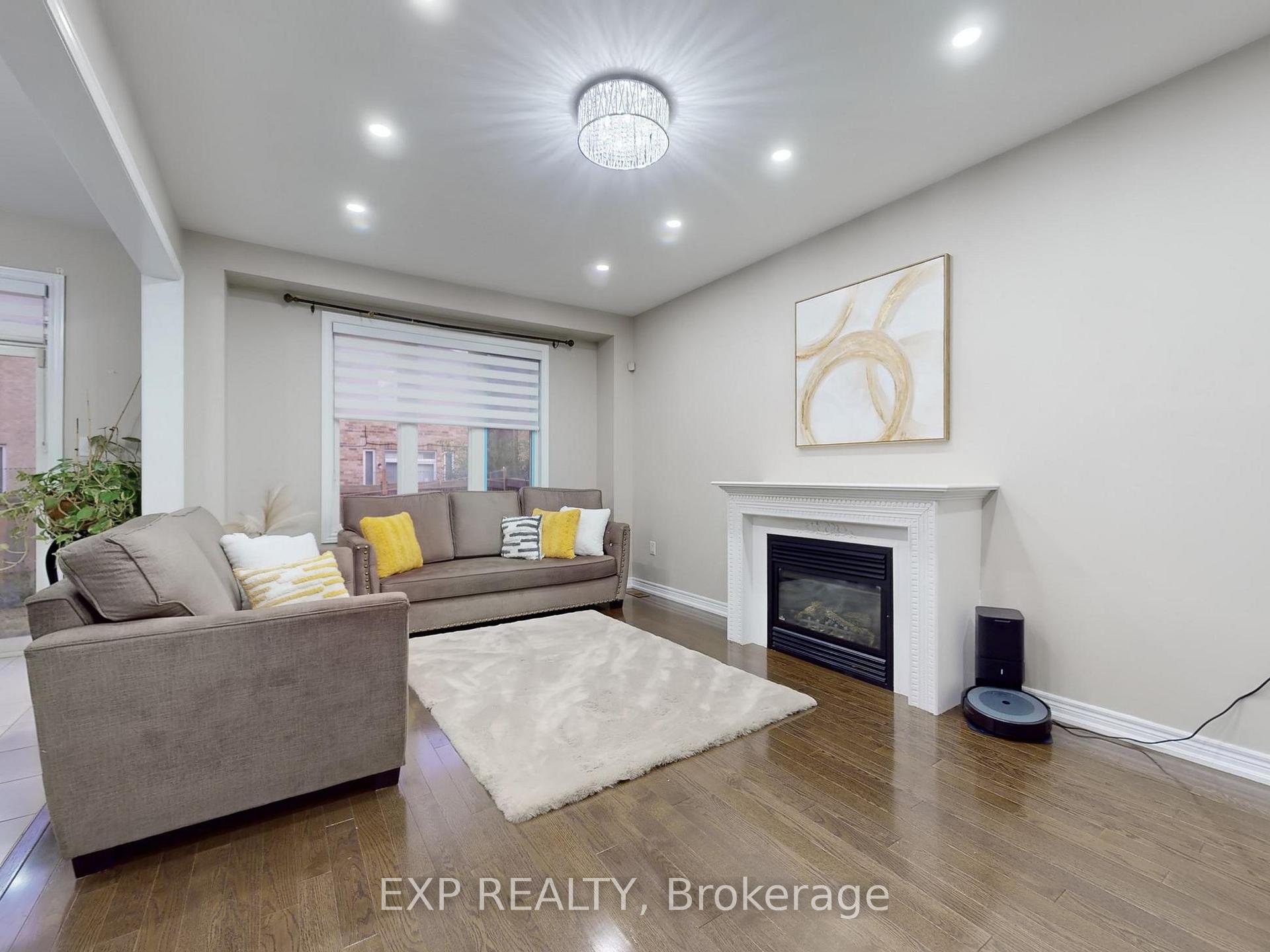 Photo 17 of 5 Ricardo Road, Brampton, Vales of Castlemore — HOMEH