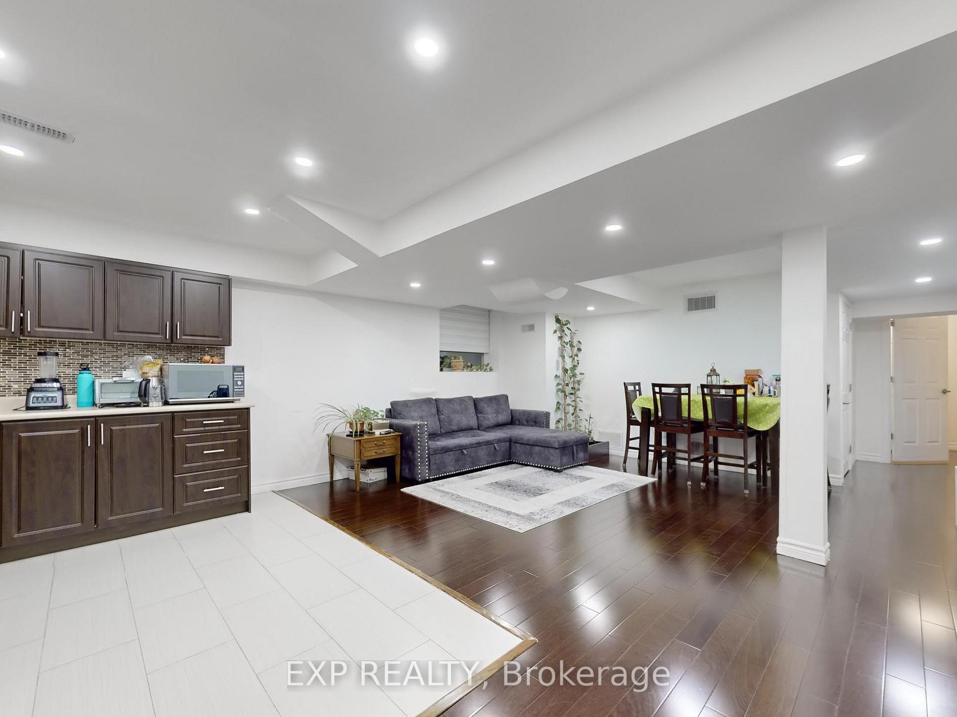 Photo 33 of 5 Ricardo Road, Brampton, Vales of Castlemore — HOMEH