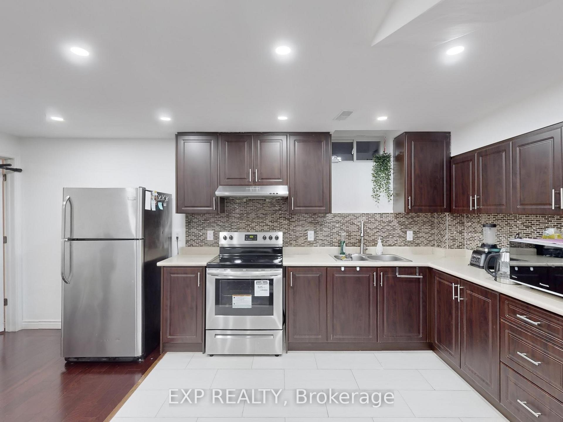 Photo 32 of 5 Ricardo Road, Brampton, Vales of Castlemore — HOMEH
