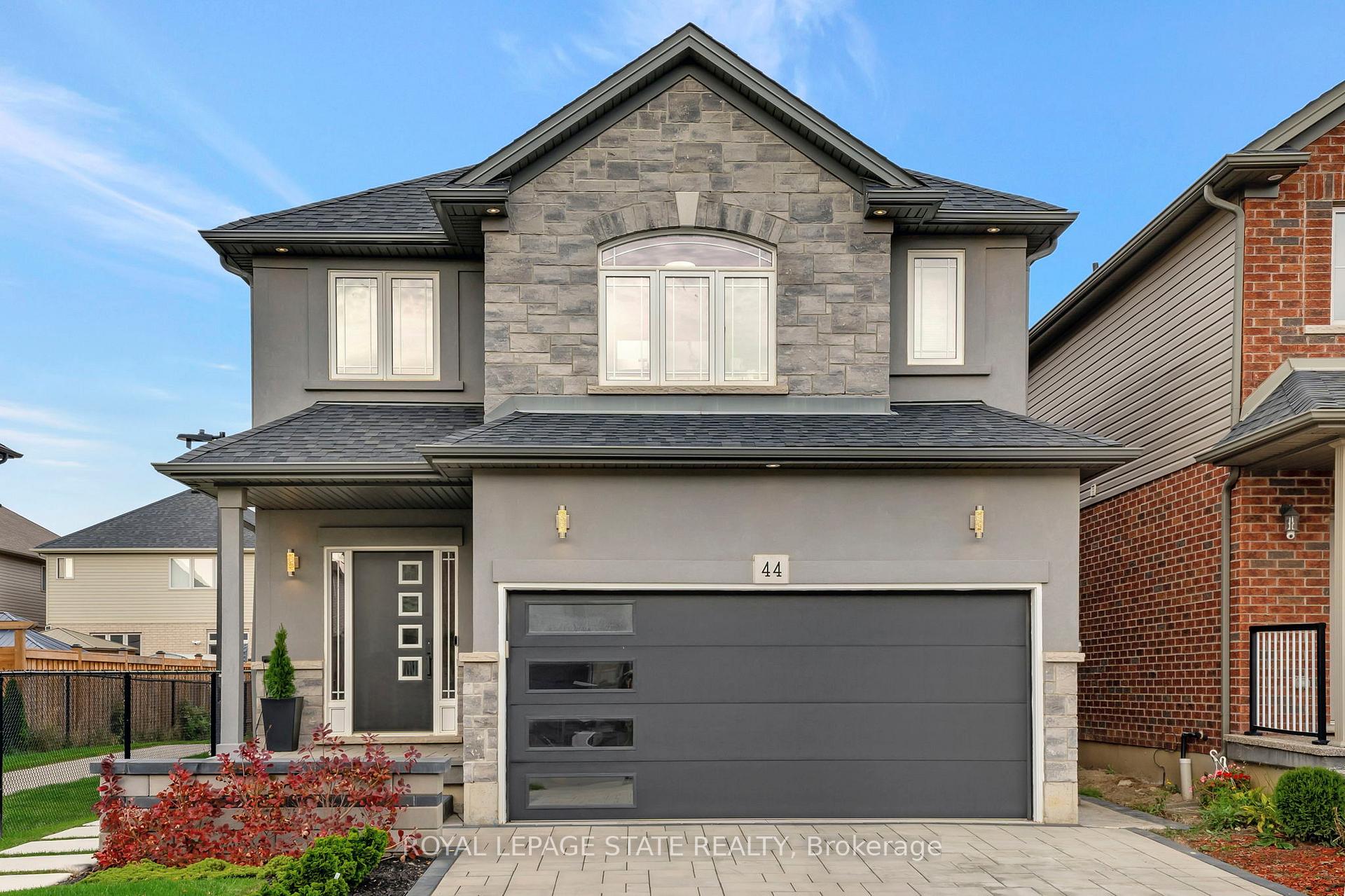 Photo 1 of 44 Fairgrounds Drive, Hamilton, Binbrook — HOMEH