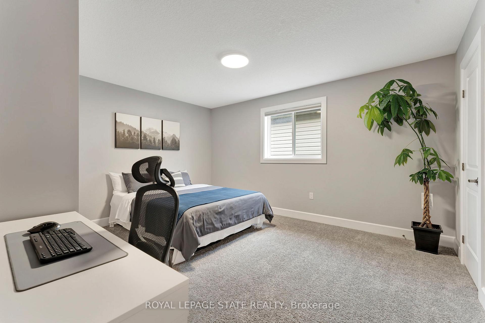Photo 22 of 44 Fairgrounds Drive, Hamilton, Binbrook — HOMEH
