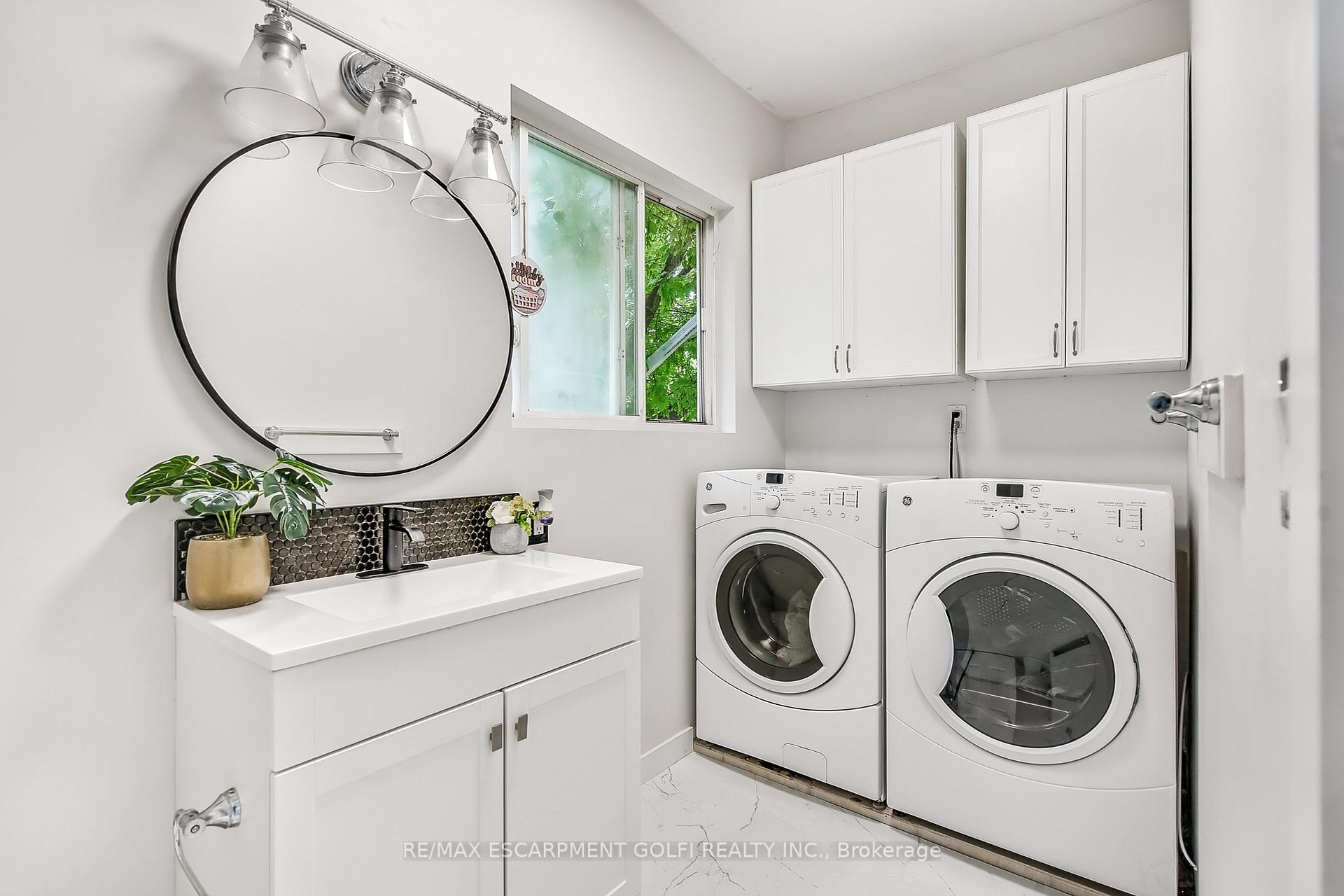 Photo 13 of 322 Jones Road, Hamilton, Stoney Creek Industrial — HOMEH