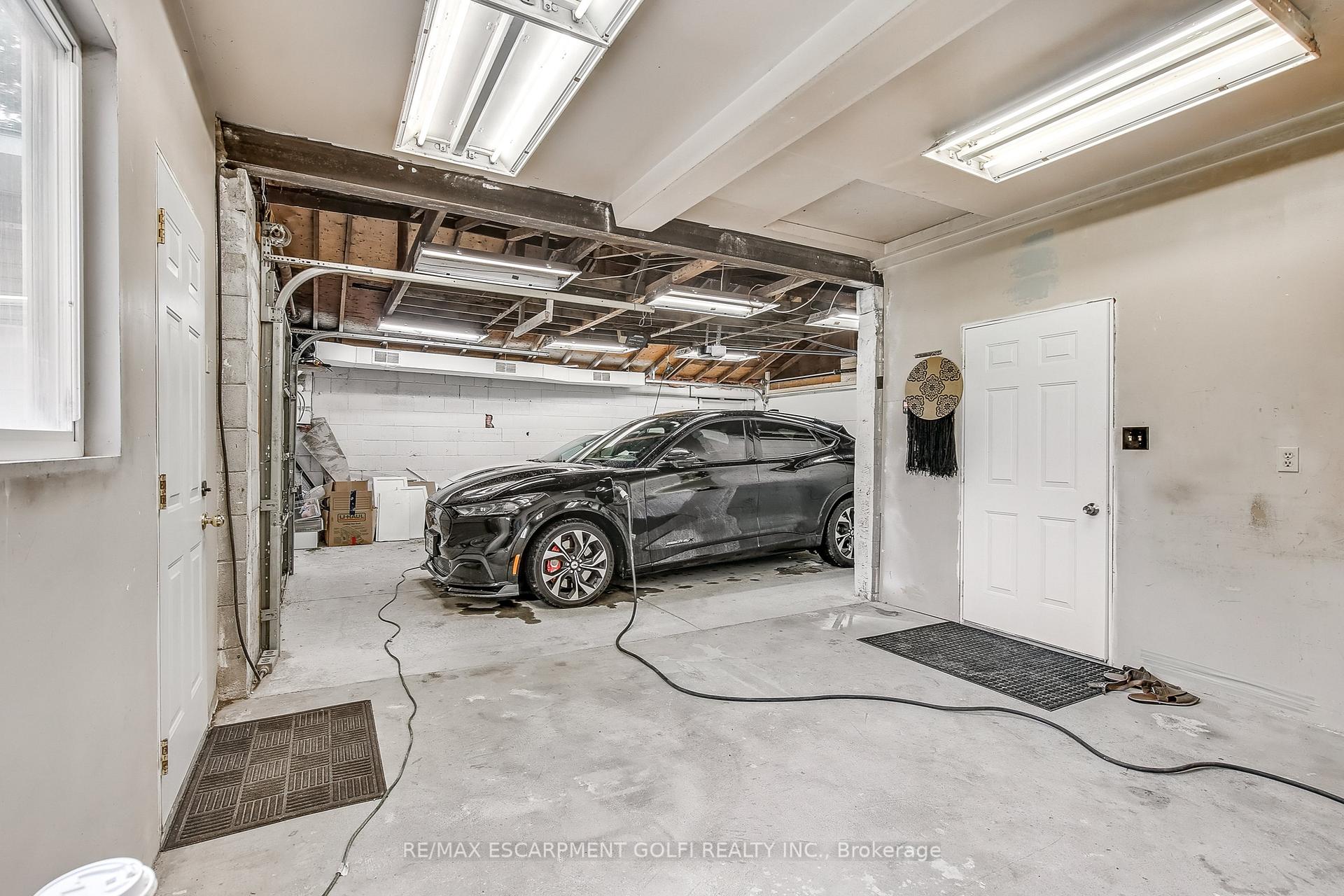 Photo 26 of 322 Jones Road, Hamilton, Stoney Creek Industrial — HOMEH