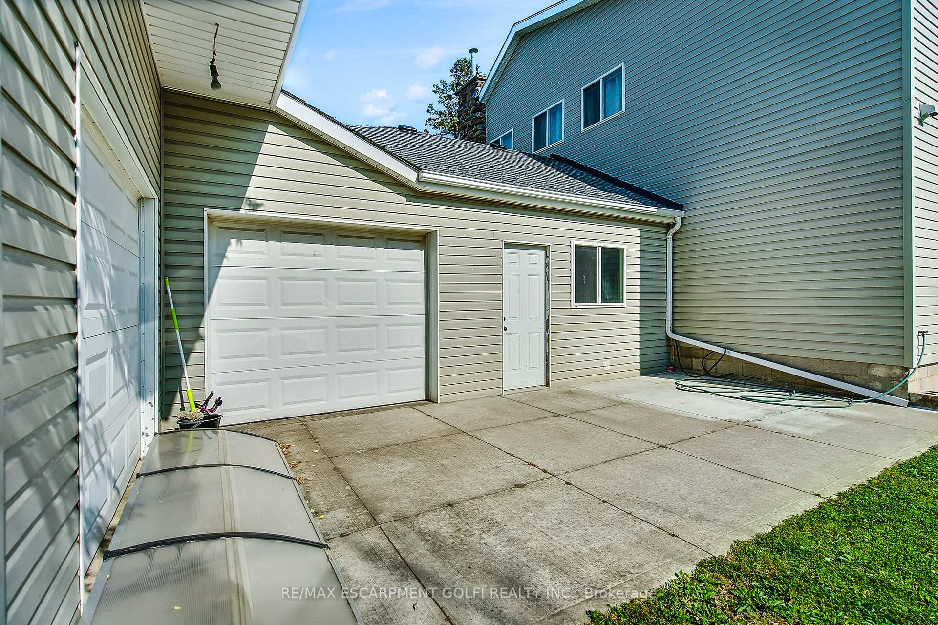 Photo 28 of 322 Jones Road, Hamilton, Stoney Creek Industrial — HOMEH