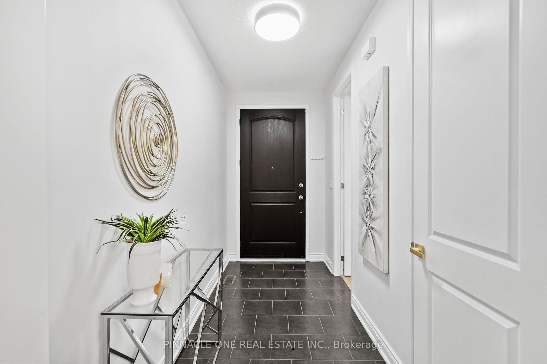 Photo 2 of 307 Boswell Drive, Clarington, Bowmanville — HOMEH