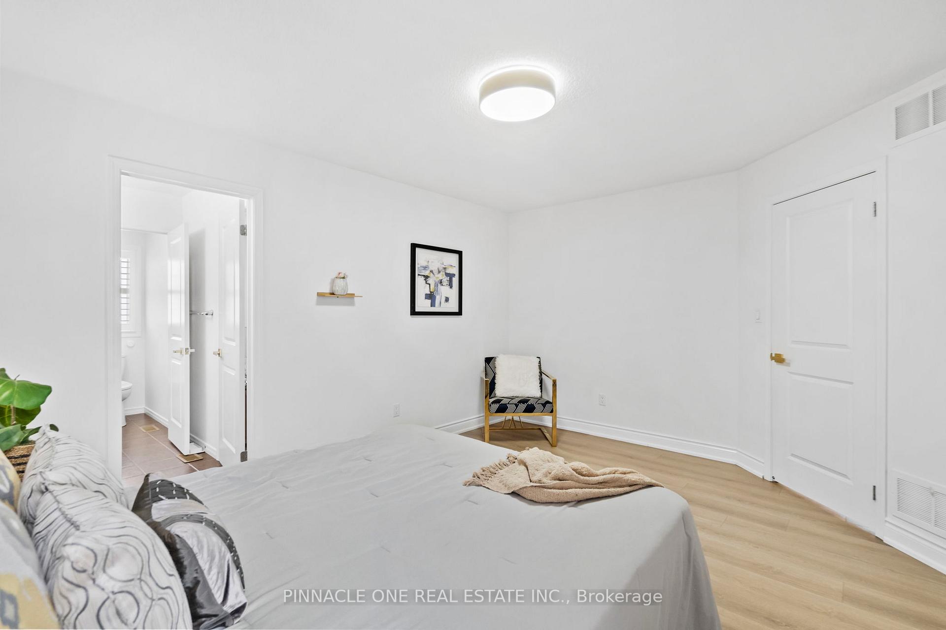 Photo 28 of 307 Boswell Drive, Clarington, Bowmanville — HOMEH