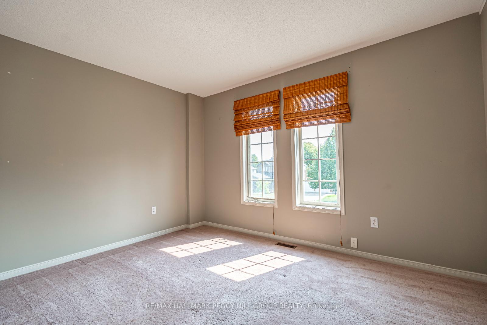 Photo 8 of 20 Frontier Avenue, Orillia — HOMEH