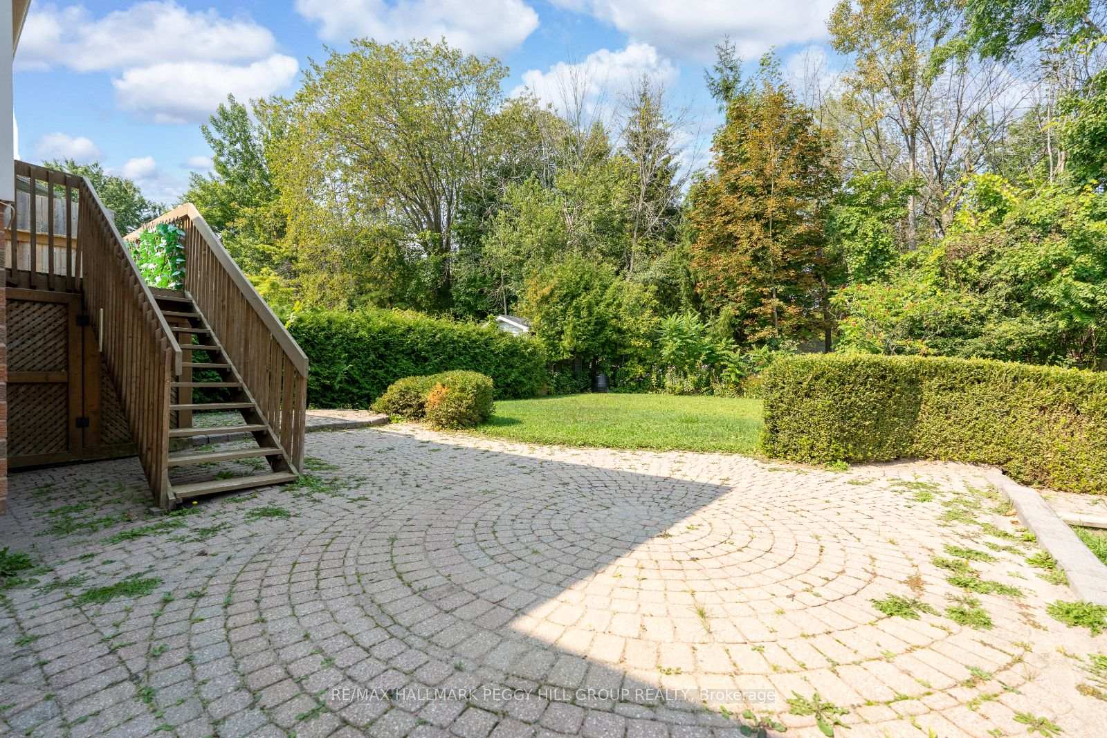 Photo 22 of 20 Frontier Avenue, Orillia — HOMEH