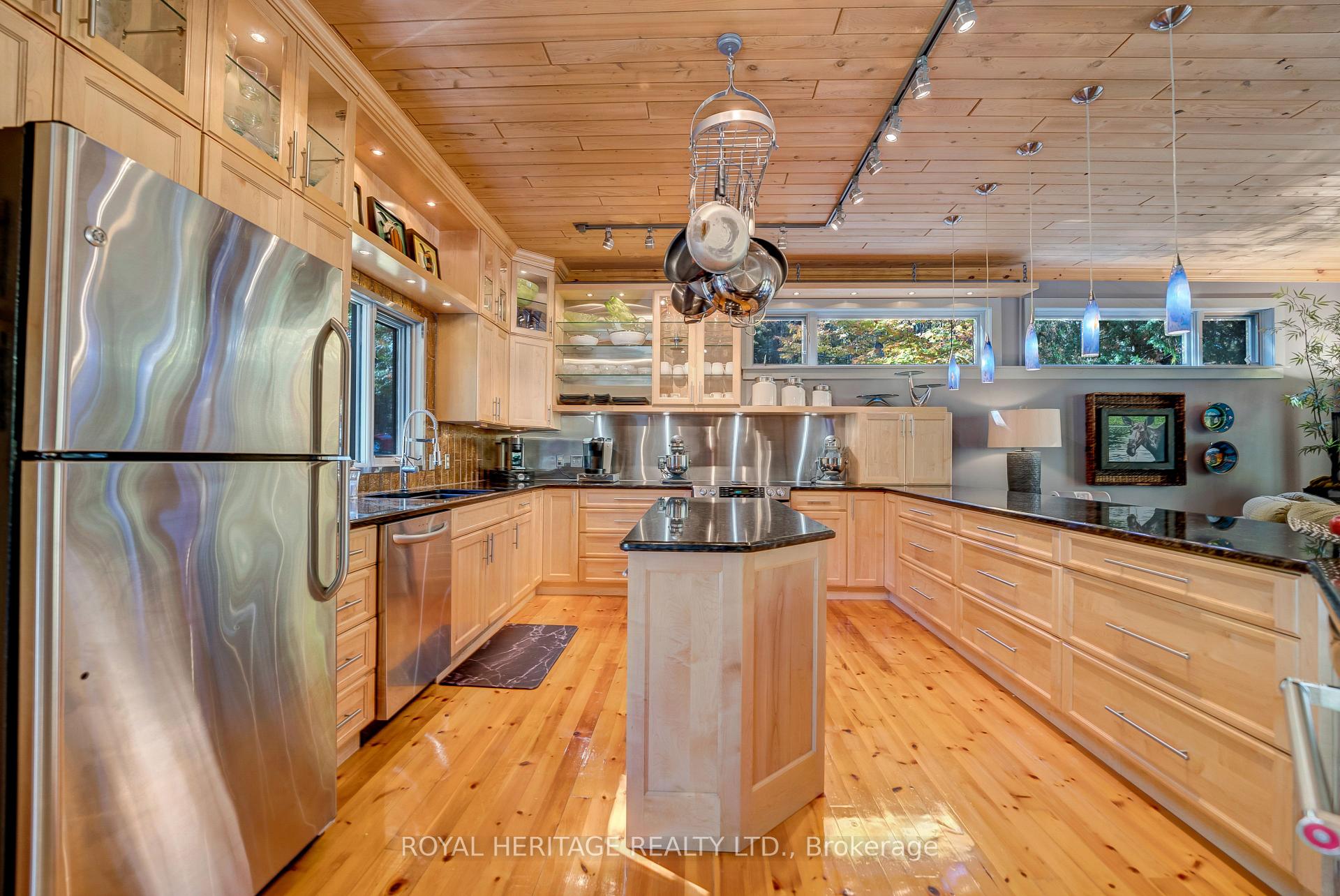 Photo 9 of 916 Siberia Road, Hastings Highlands, Bangor Ward — HOMEH