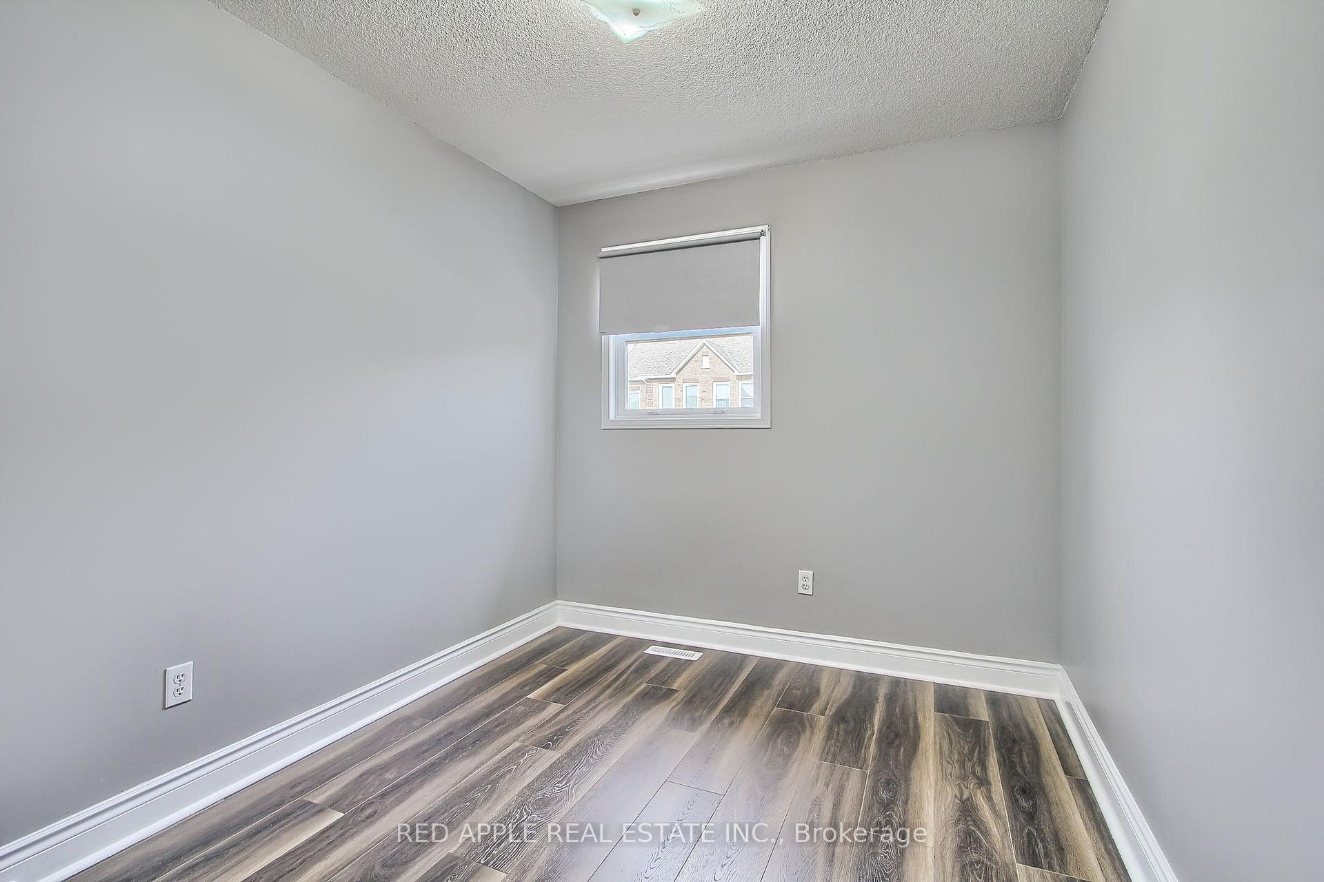 Photo 21 of 61 Amberhill Way, Aurora, Bayview Wellington — HOMEH