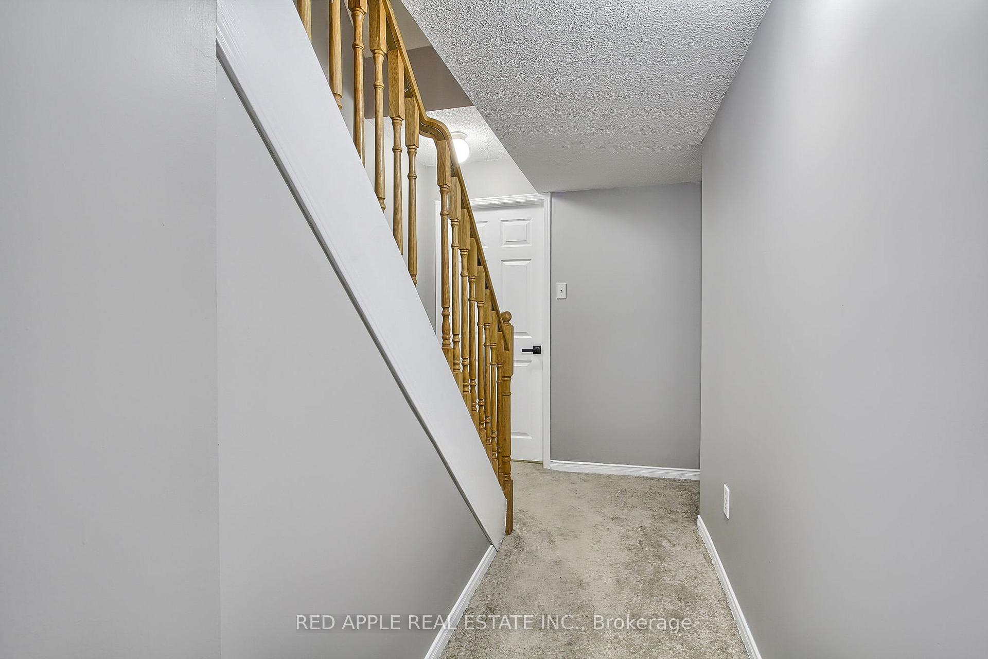 Photo 25 of 61 Amberhill Way, Aurora, Bayview Wellington — HOMEH