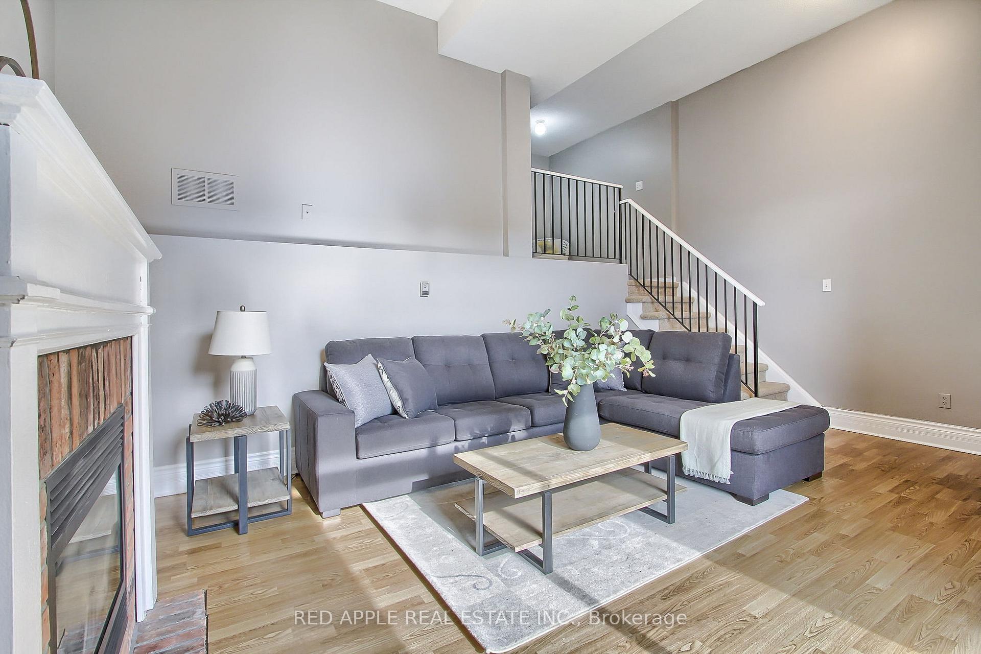 Photo 35 of 61 Amberhill Way, Aurora, Bayview Wellington — HOMEH