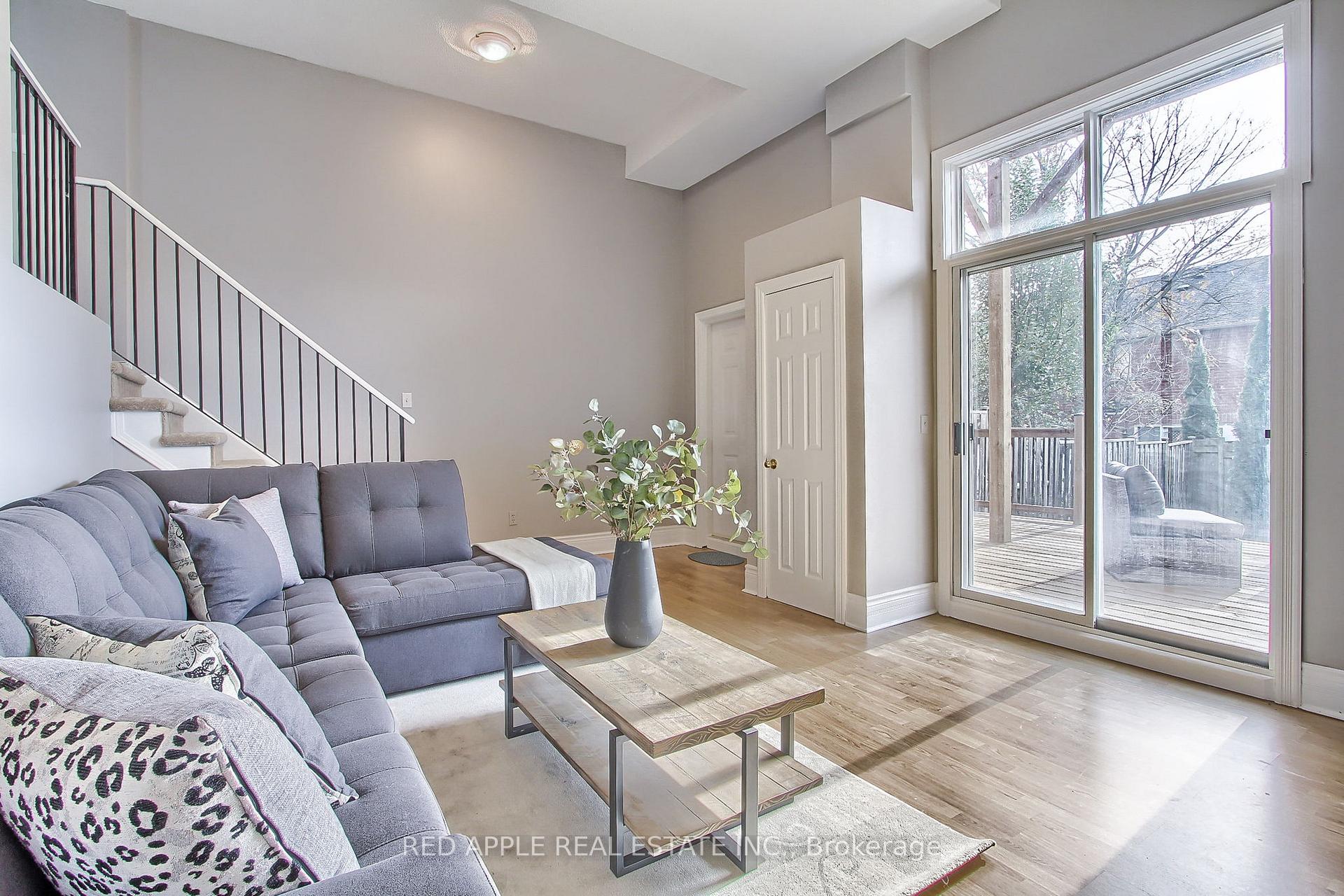 Photo 33 of 61 Amberhill Way, Aurora, Bayview Wellington — HOMEH