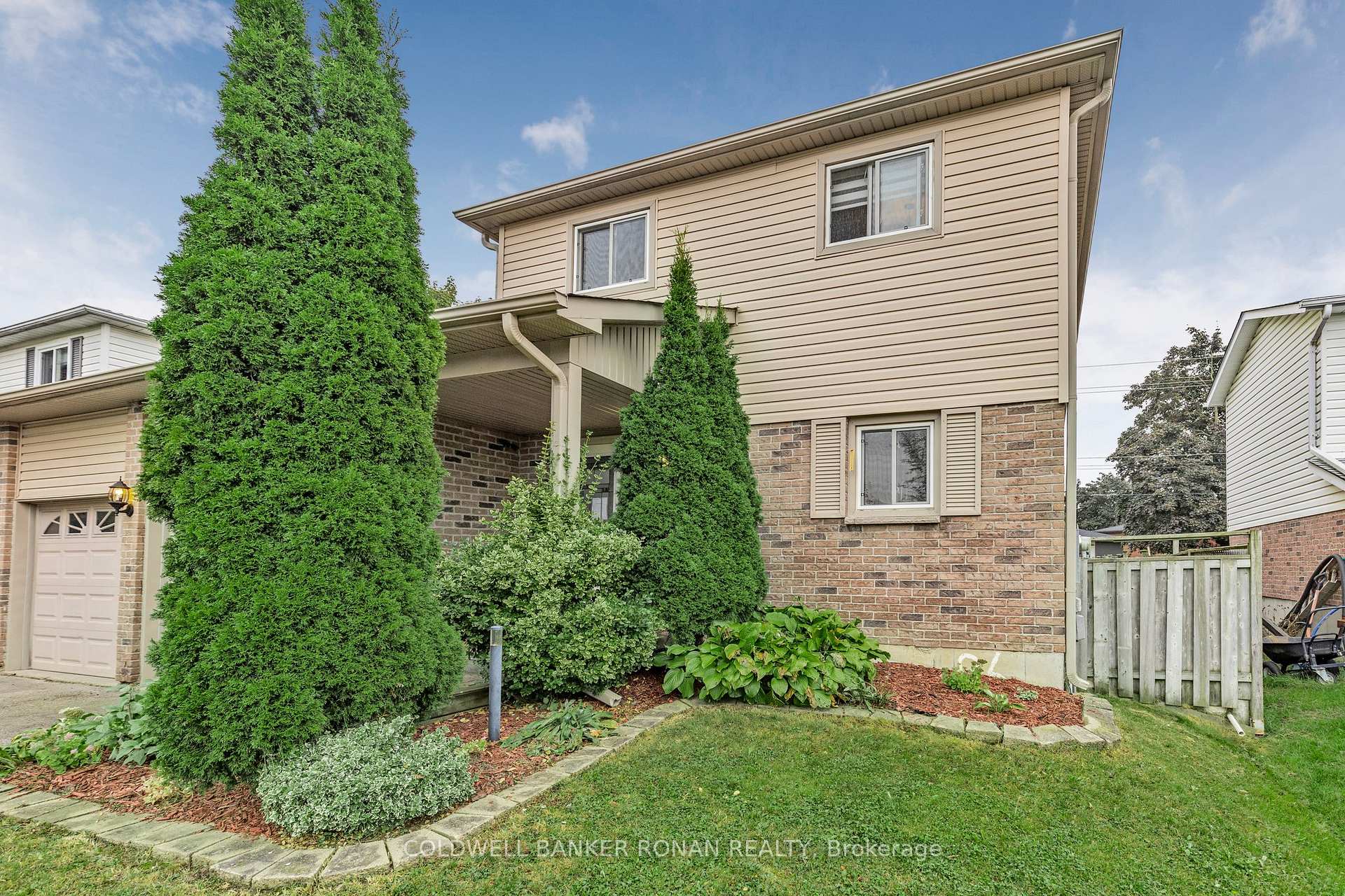 Photo 1 of 11 Fraser Avenue, New Tecumseth, Tottenham — HOMEH