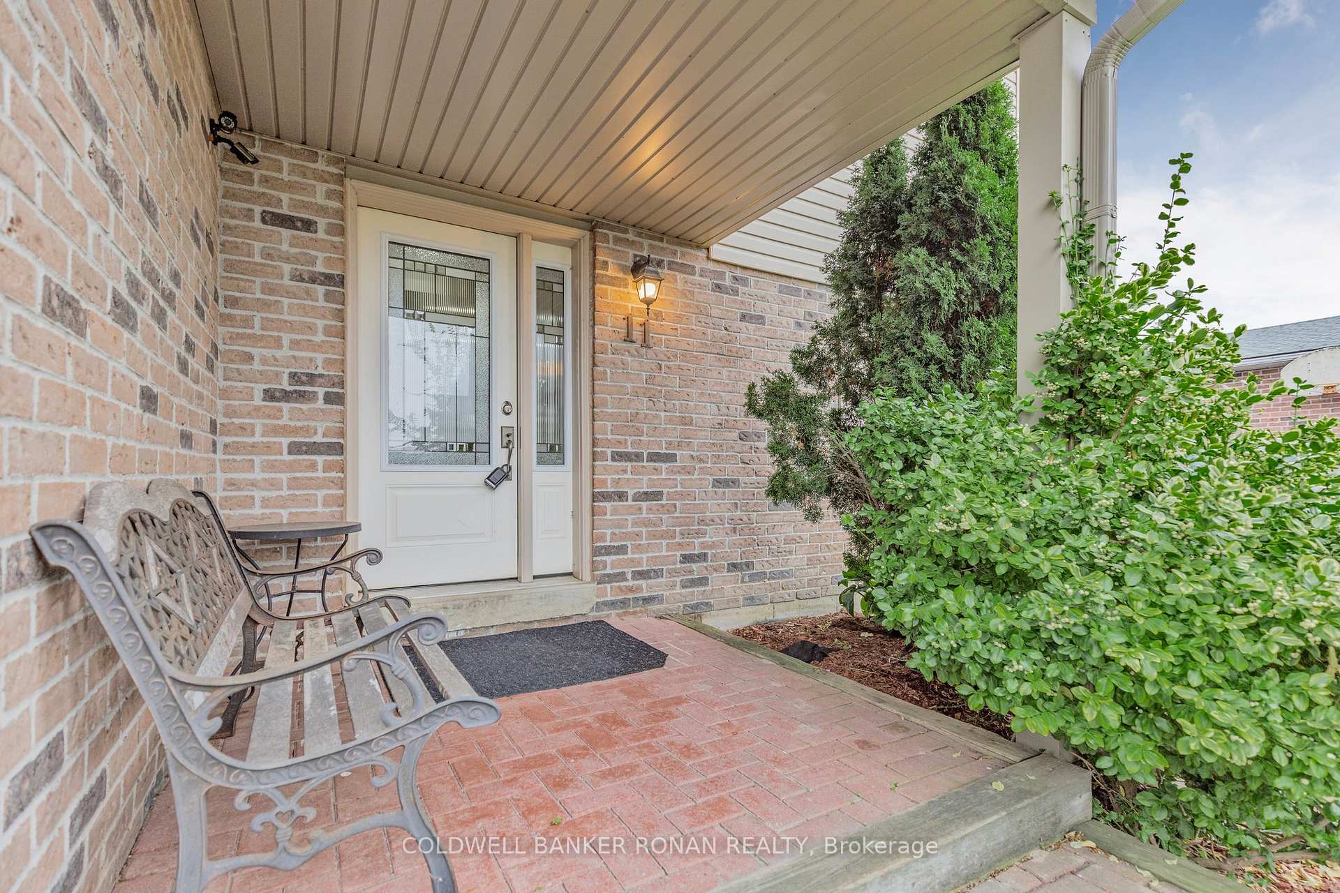 Photo 6 of 11 Fraser Avenue, New Tecumseth, Tottenham — HOMEH