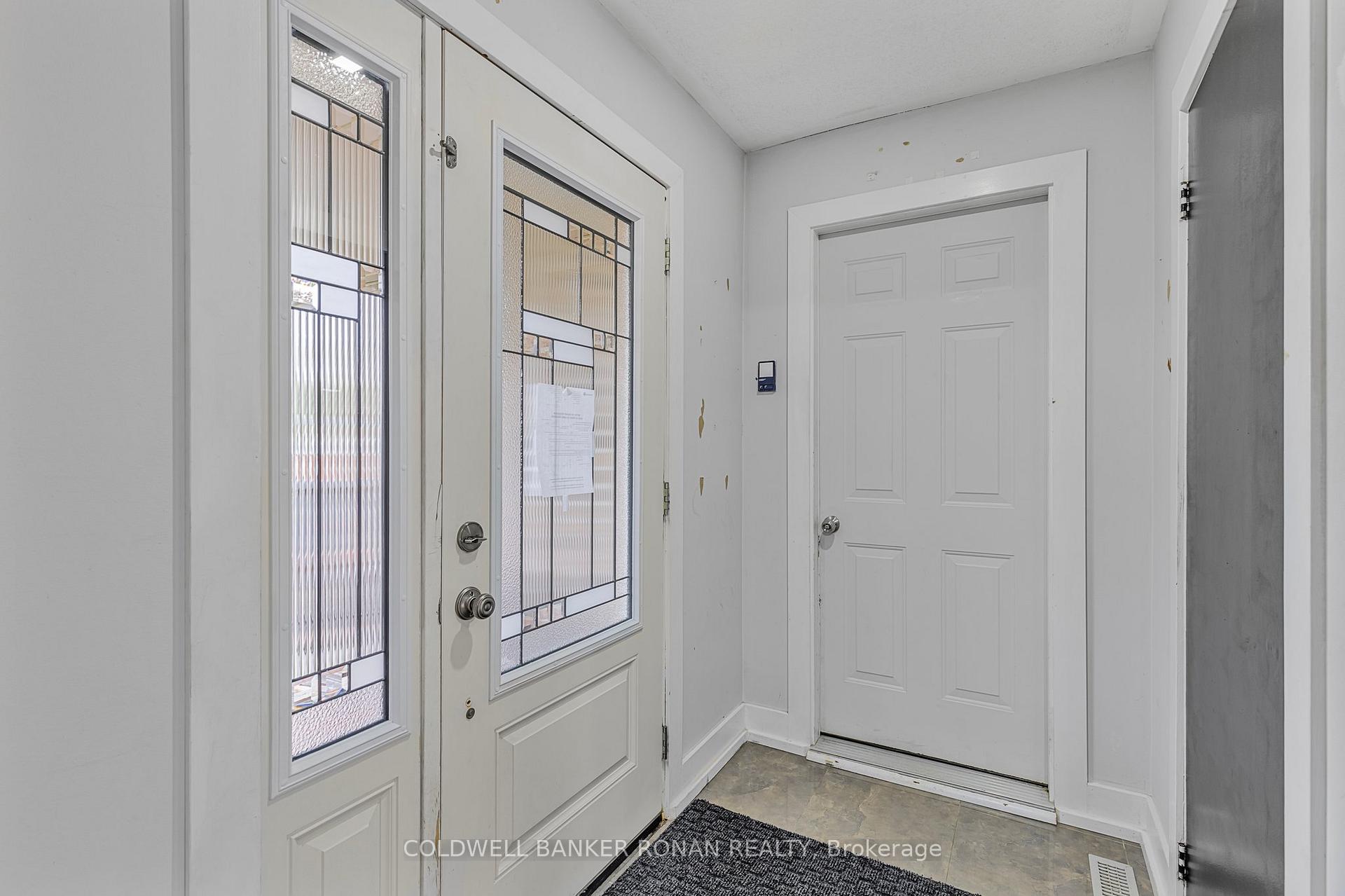 Photo 13 of 11 Fraser Avenue, New Tecumseth, Tottenham — HOMEH
