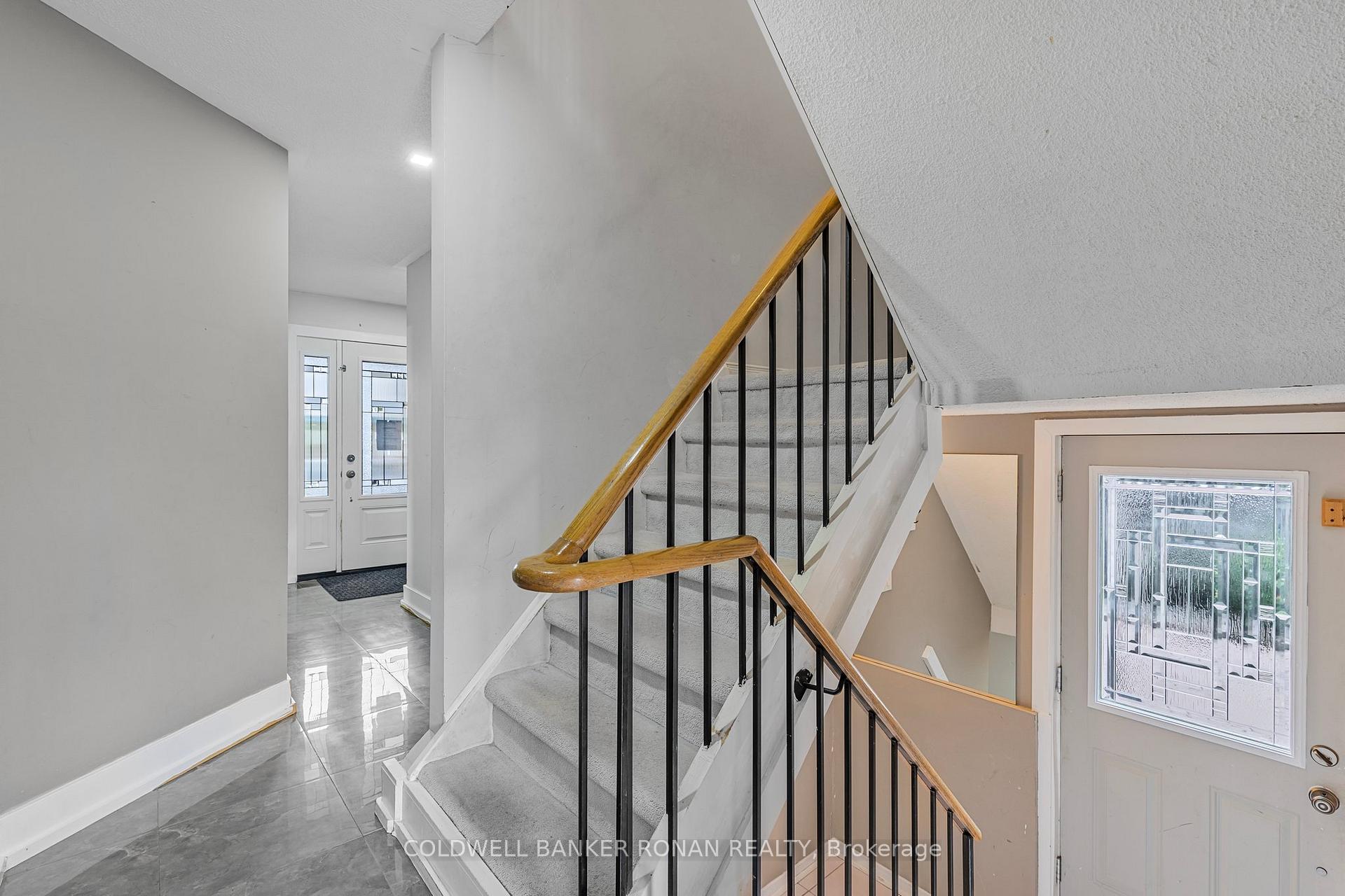 Photo 12 of 11 Fraser Avenue, New Tecumseth, Tottenham — HOMEH