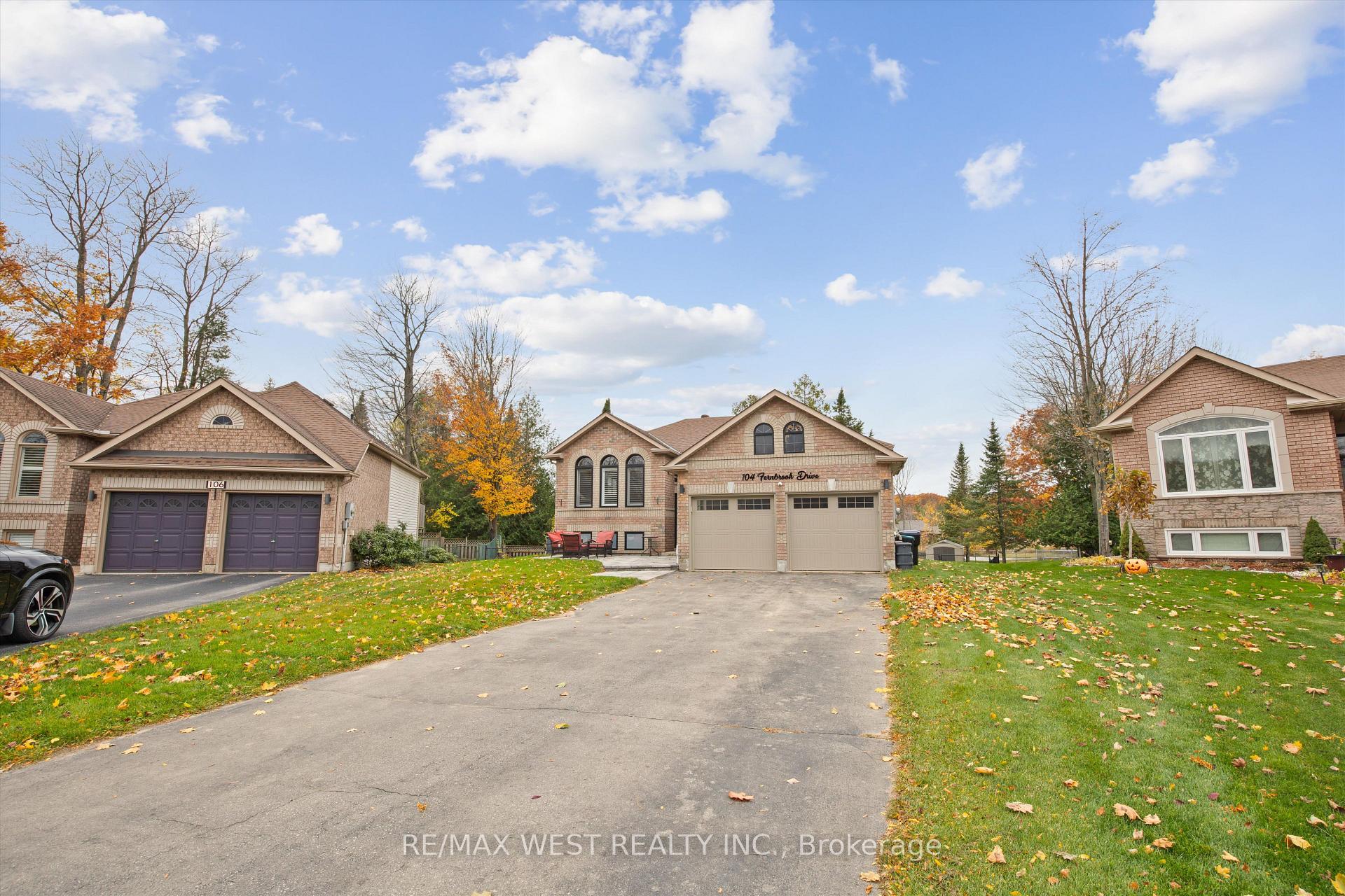 Photo 13 of 104 Fernbrook Drive, Wasaga Beach — HOMEH