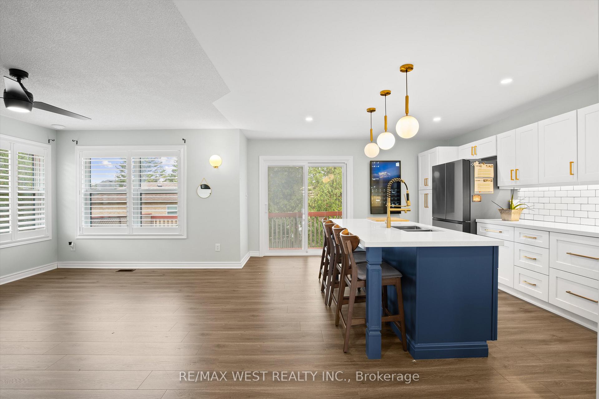 Photo 5 of 104 Fernbrook Drive, Wasaga Beach — HOMEH