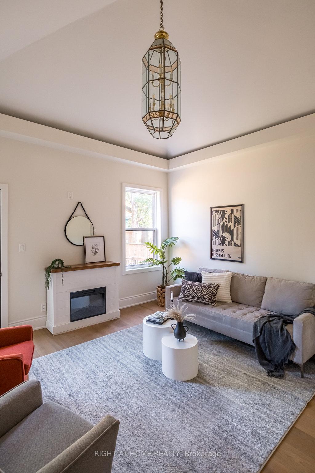 Photo 30 of 109 East Avenue S, Hamilton, Stinson — HOMEH