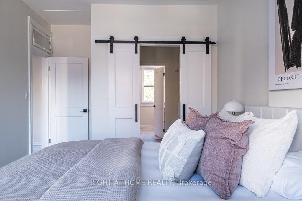 Photo 22 of 109 East Avenue S, Hamilton, Stinson — HOMEH